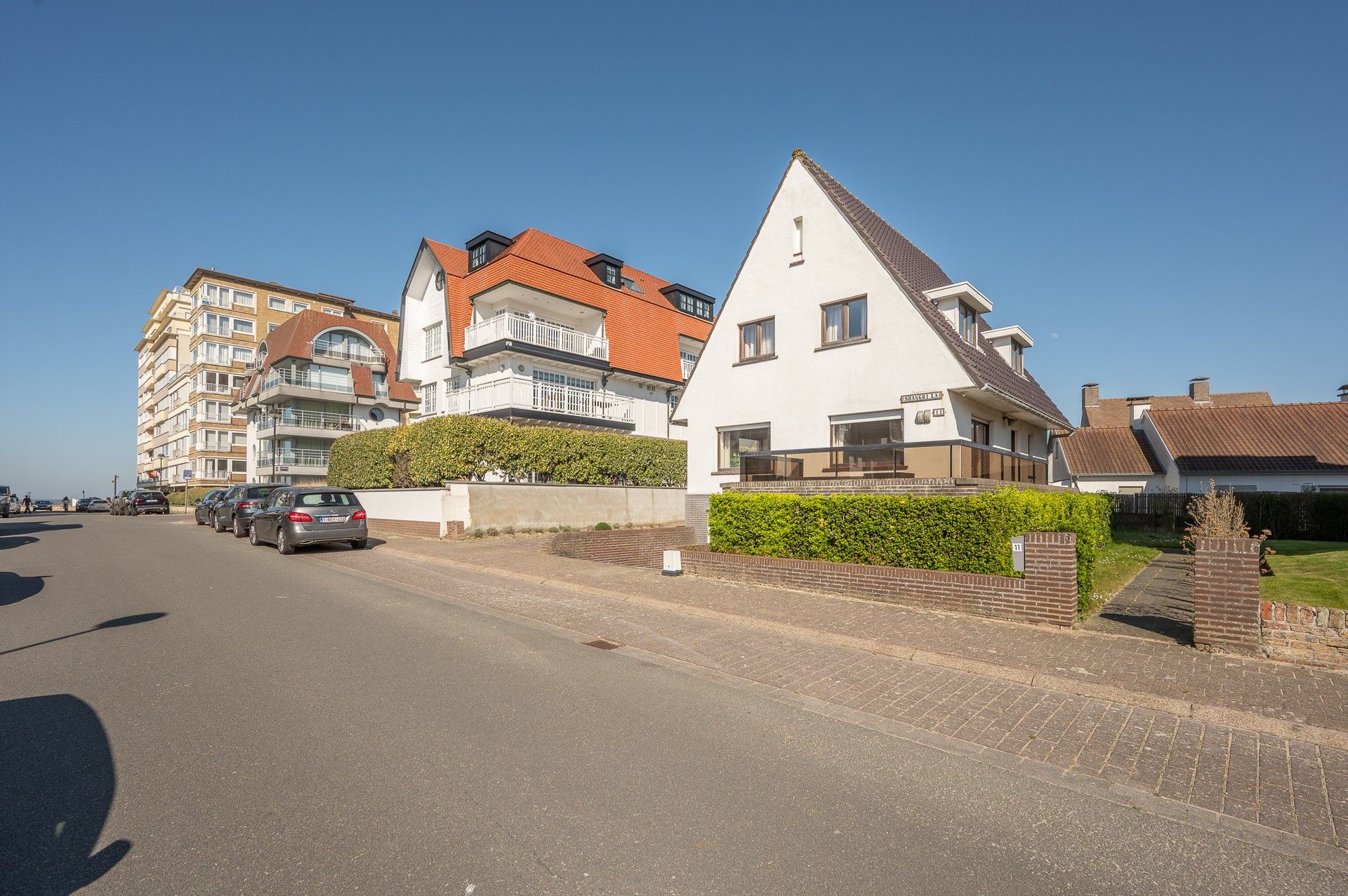 Unieke woning met potentieel op toplocatie in Knokke foto 21