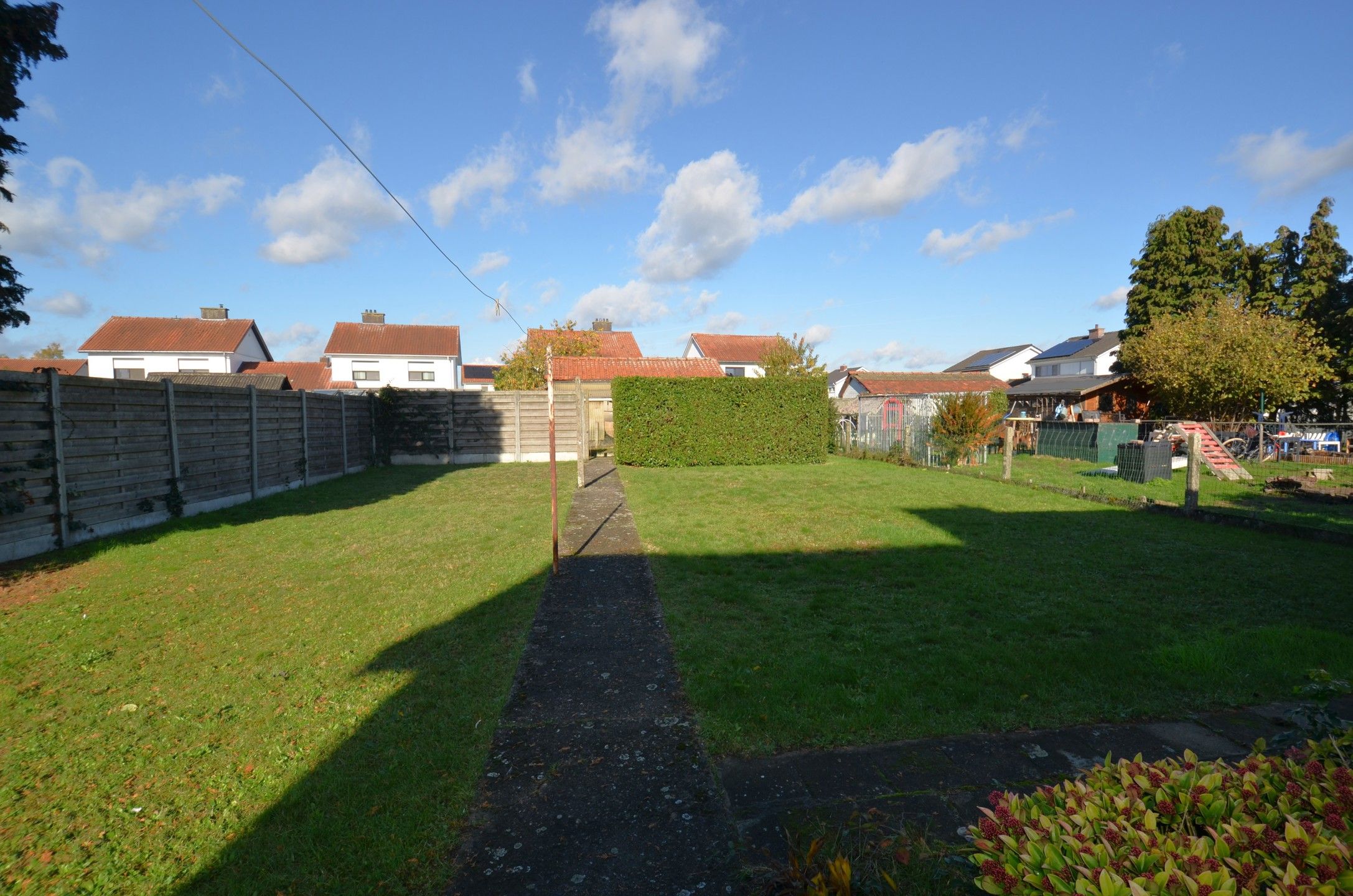 Te renoveren woning op rustige locatie foto 19