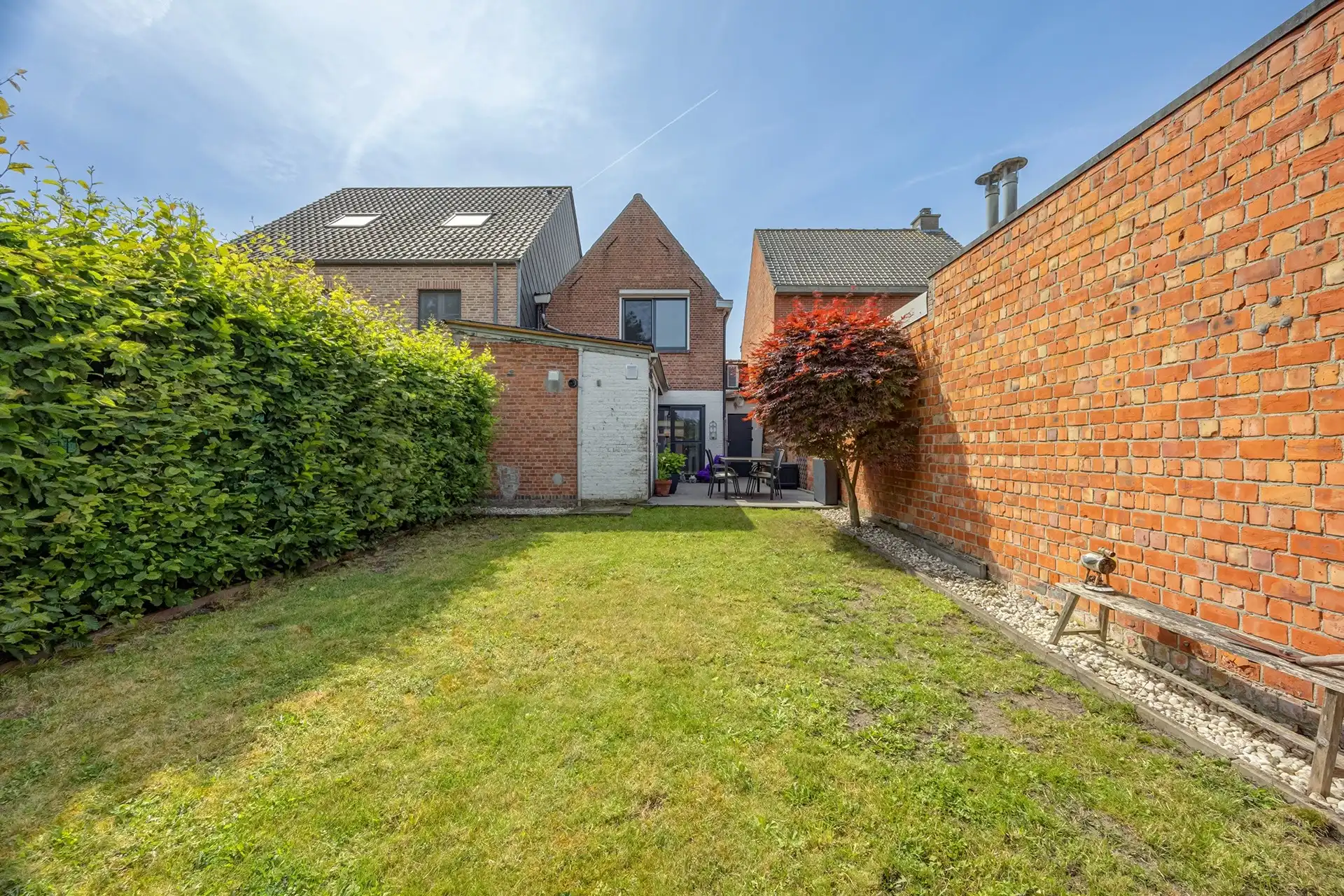 Instapklare starterswoning met 3 slaapkamers en gezellige tuin foto 13