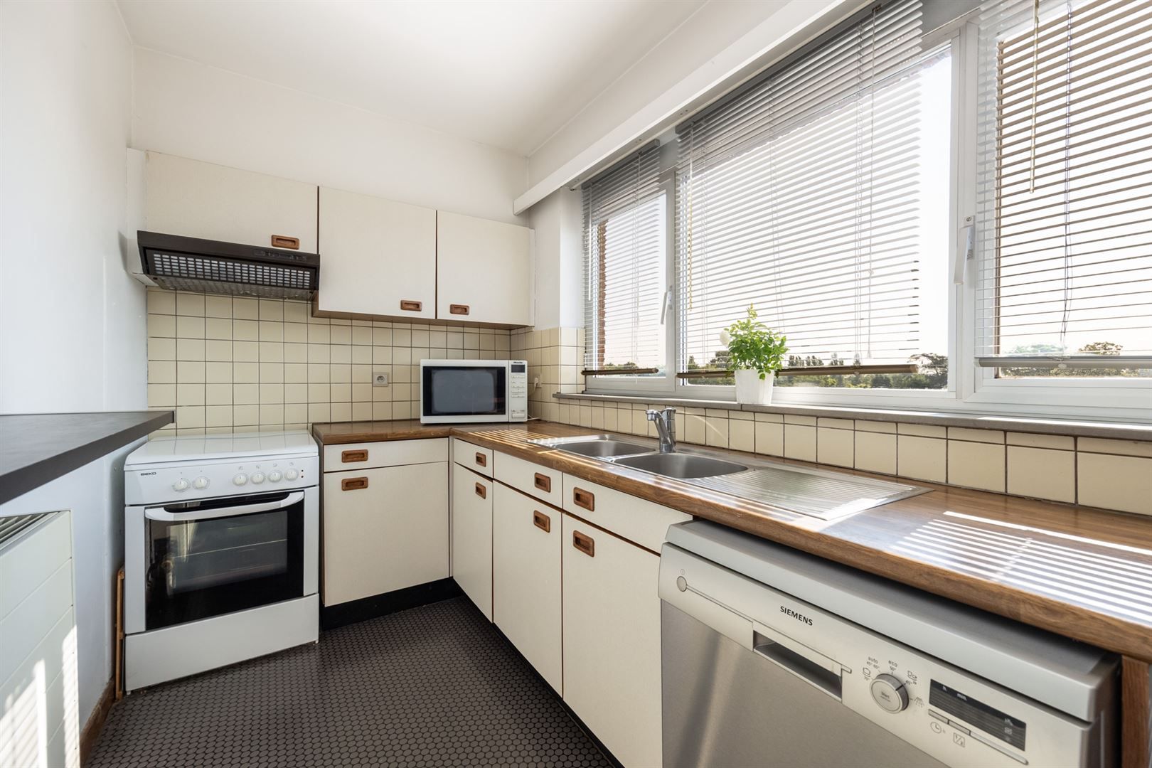 Dakappartement met 2 terrassen & garage foto 6