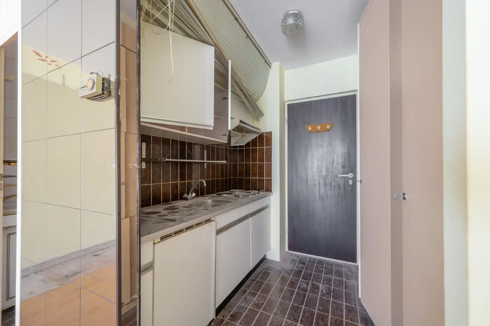 Te renoveren studio op Dumortierlaan, nabij Driehoeksplein foto 9