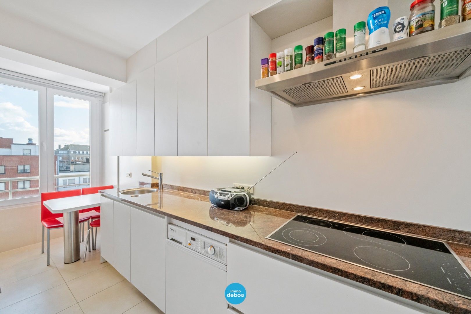 Energiezuinig woonappartement met prachtig frontaal zeezicht foto 9