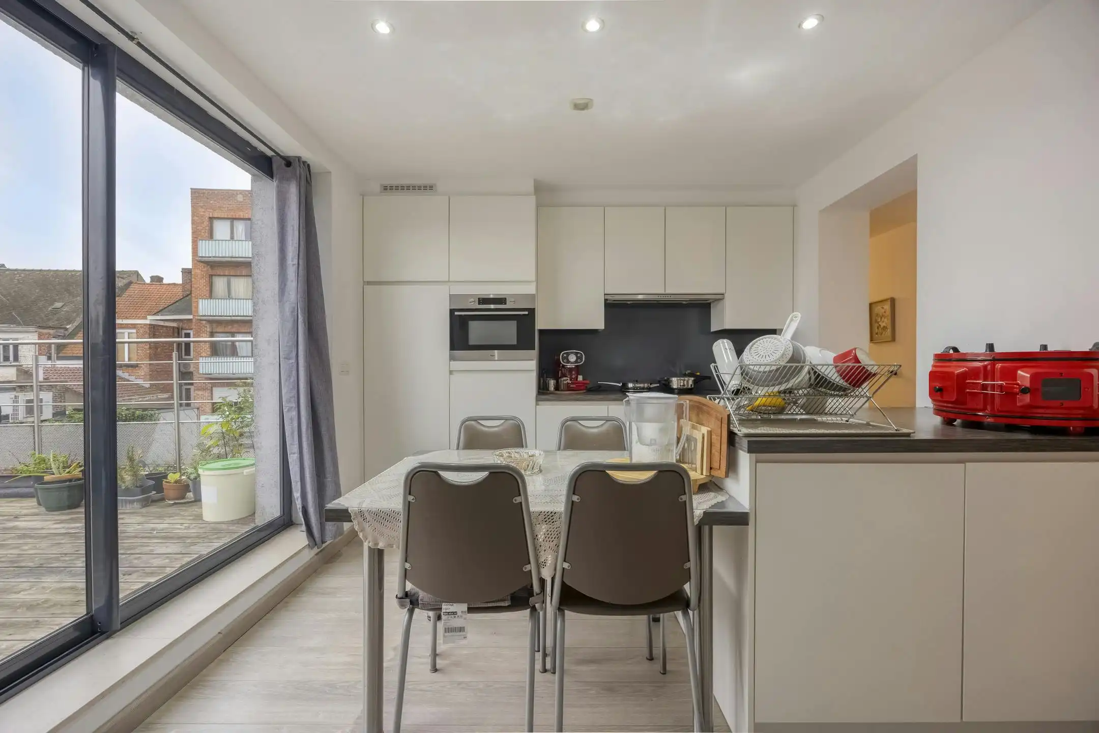 Opbrengsteigendom te koop in centrum van Eeklo foto 20