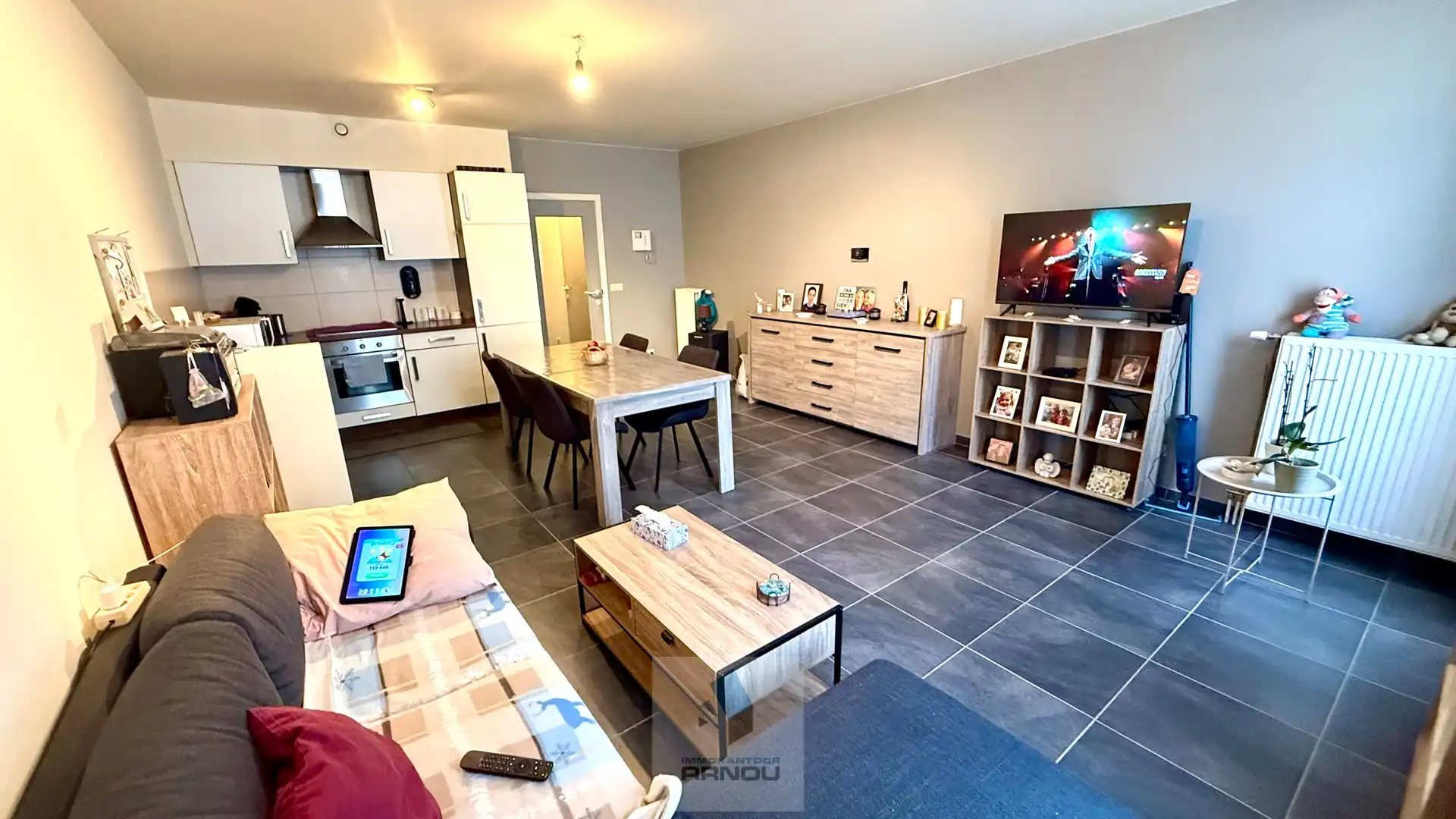 Gezellig gelijkvloers appartement met 1 slaapkamer, stadstuintje en privatieve autostaanplaats foto 3