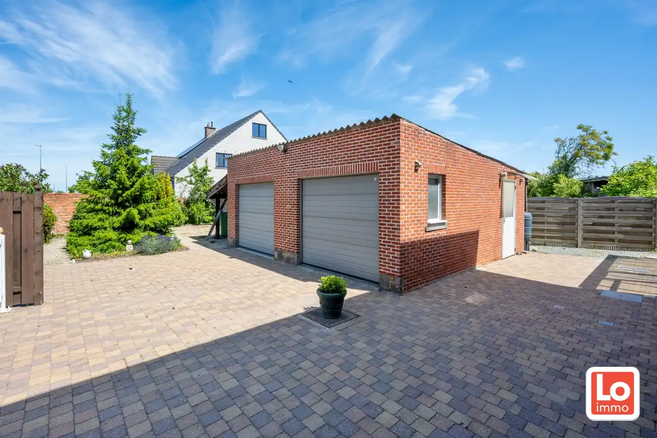 Verder te renoveren halfopen woning en afzonderlijke dubbele garage en stadstuin op een gemakkelijk bereikbare locatie in Hamme! foto 20