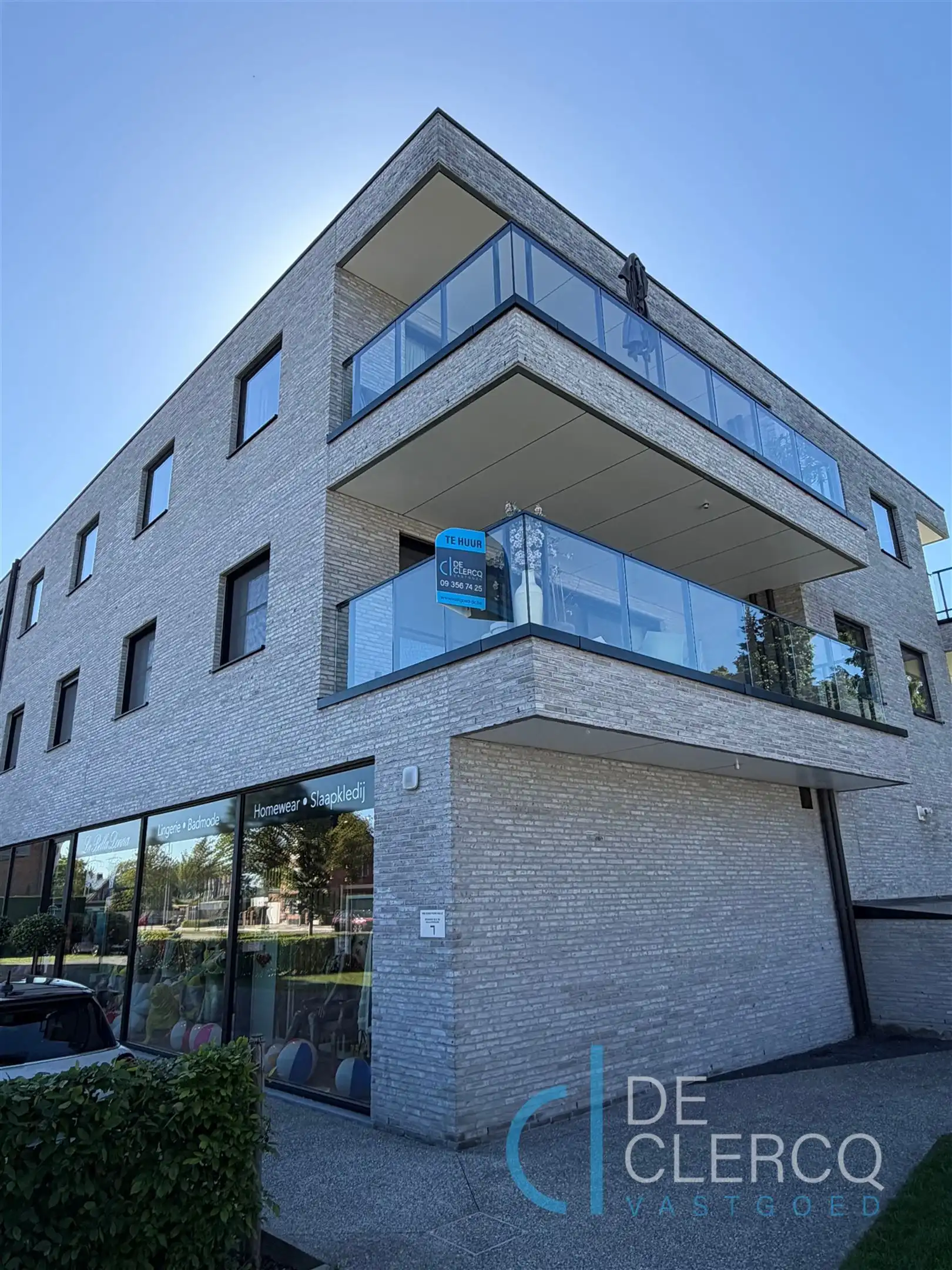 Perfect onderhouden appartement + garage te huur, Lochristi! foto {{pictureIndex}}
