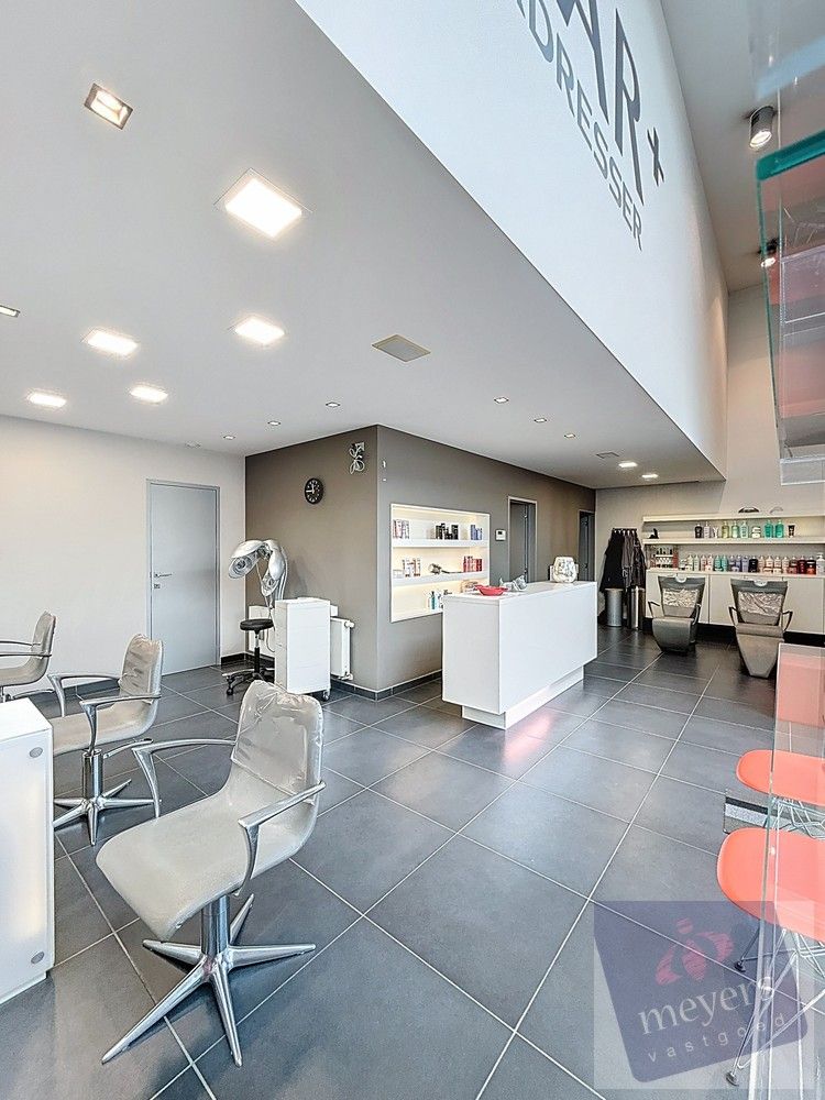 Handelspand met woonst op toplocatie in Spalbeek (Hasselt) foto 5