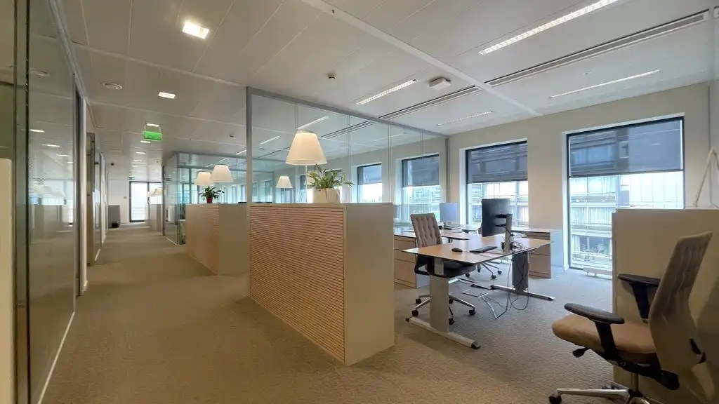 Instapklare kantoren te huur aan Stadspark in Antwerpen foto 13