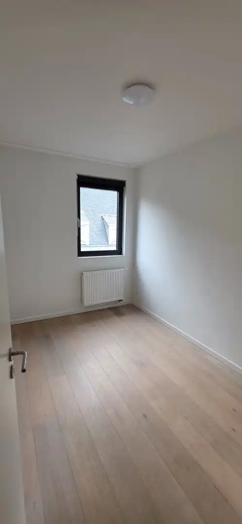 Ruime stadswoning met 3 slaapkamers, privétuin en ondergrondse staanplaats in Antwerpen foto 25