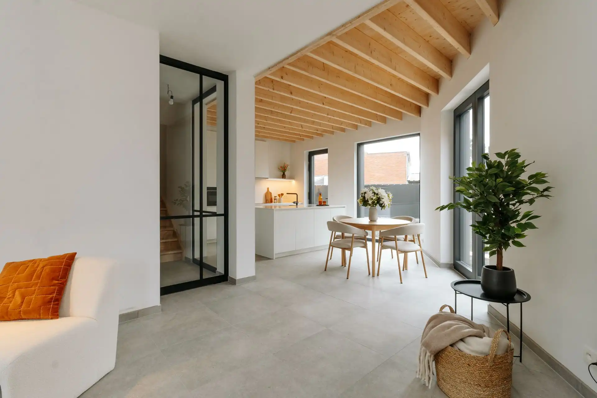 Uitzonderlijke nieuwbouw‑koppelwoning met hoog wooncomfort foto 5