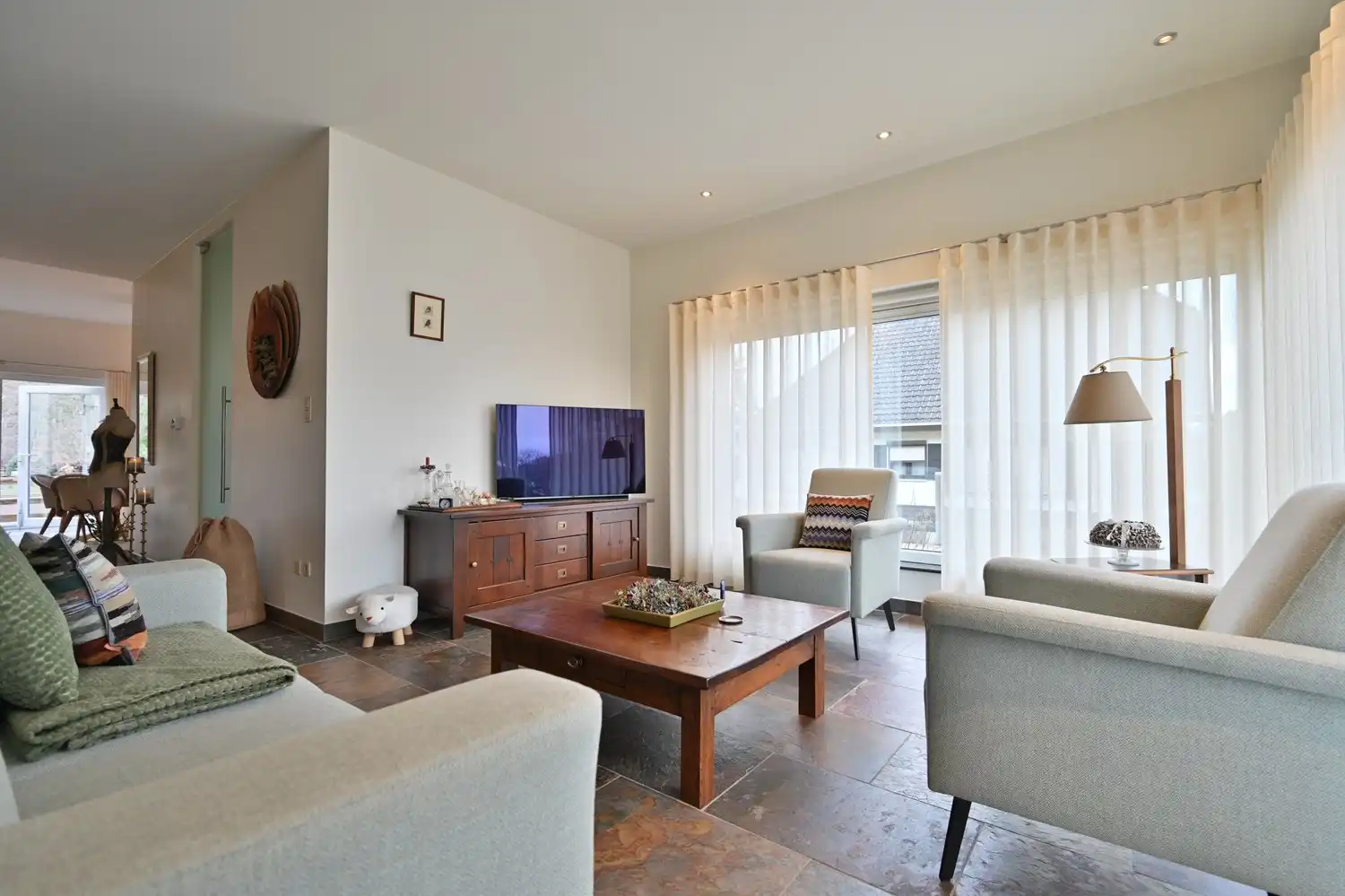 Hier woon je waar rust, ruimte en natuur samenvloeien foto 9