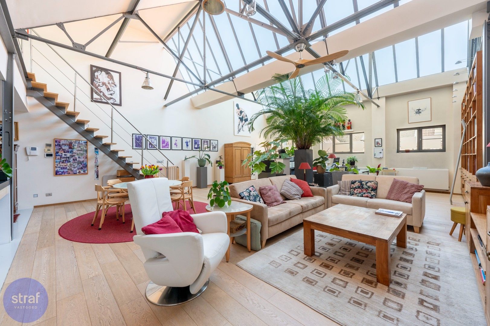 Instapklaar appartement met 2 slaapkamers en groot dakterras – Sint-Niklaas centrum foto 2