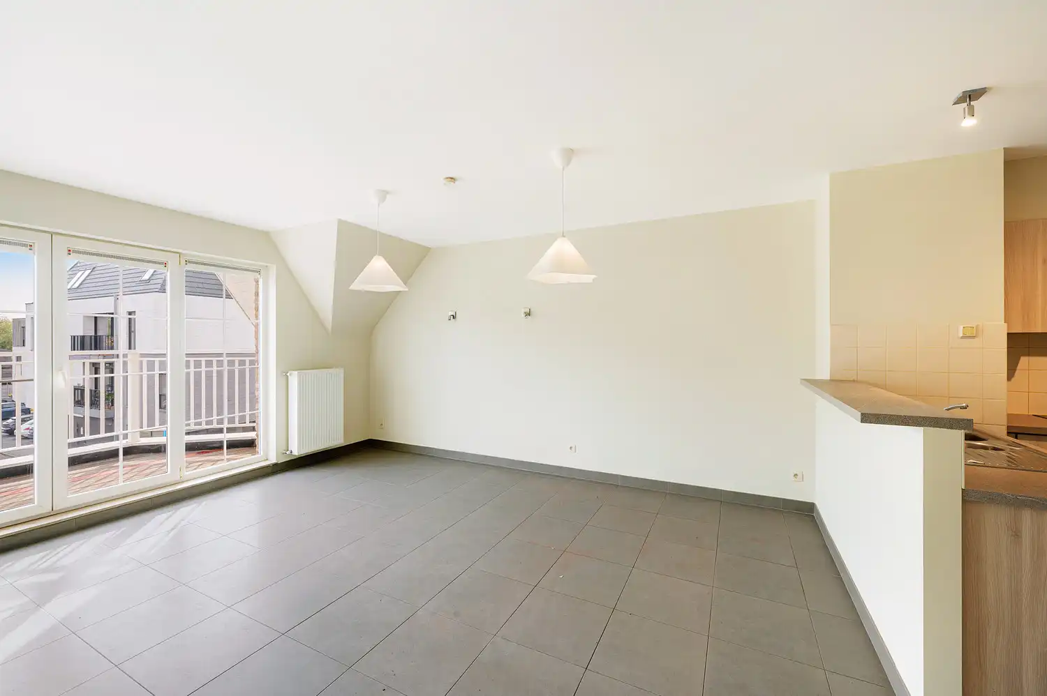 Groot woonappartement (109m²) met terrassen in villa residentie foto 6