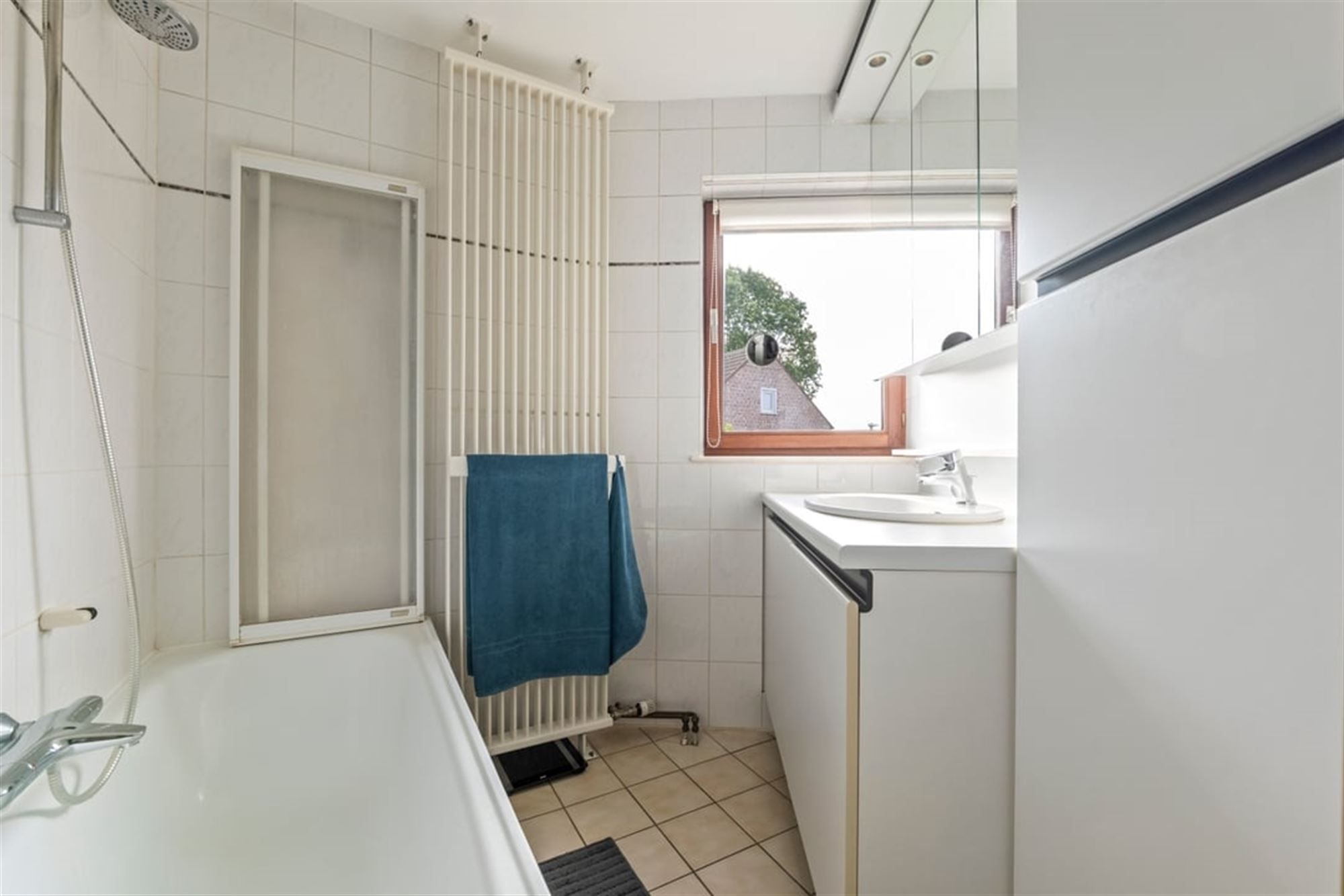 LEUKE GEZINSWONING MET GARAGE OP EEN TOPLOCATIE IN SINT-TRUIDEN  foto 18