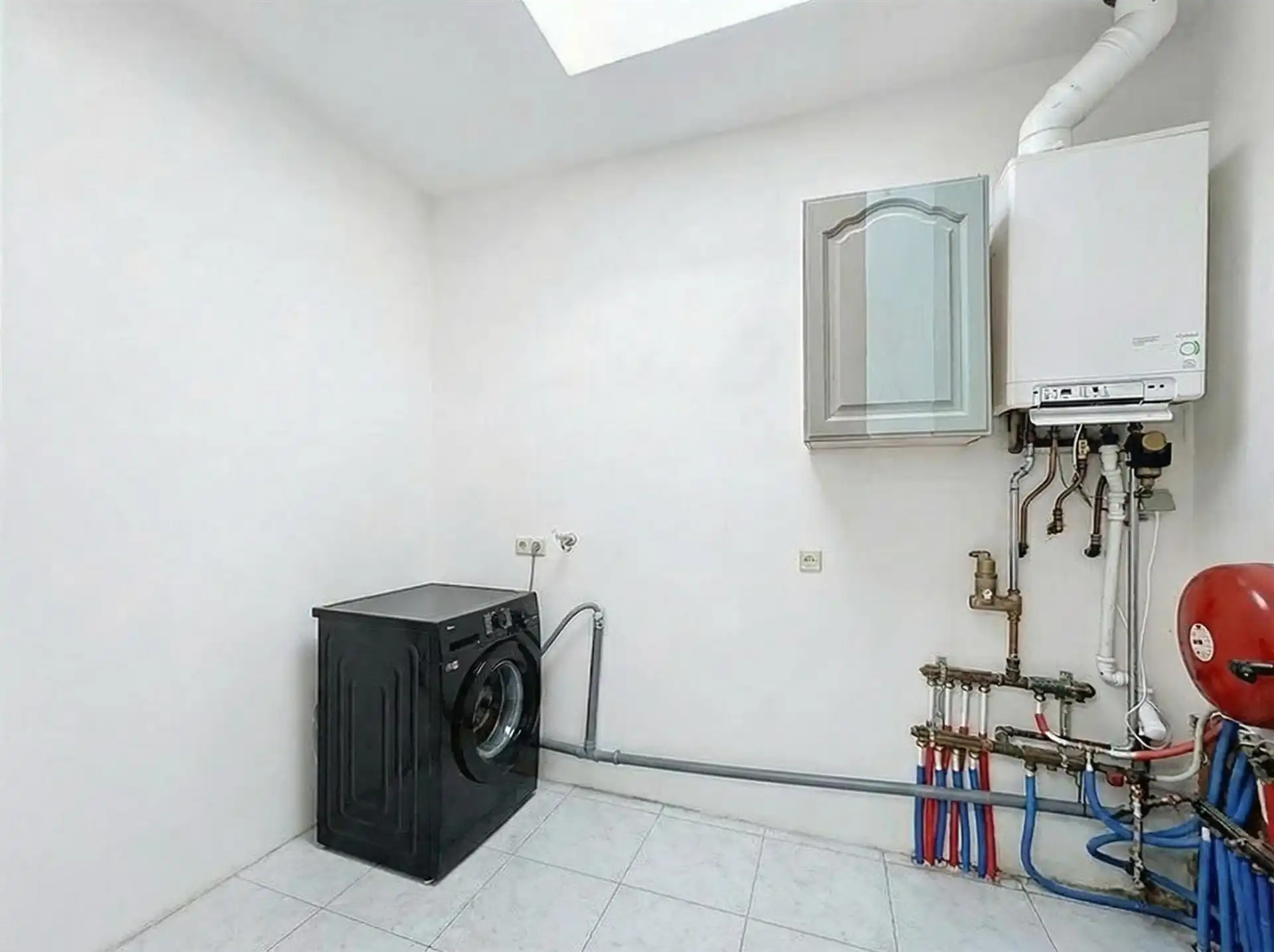 instapklare gezinswoning met 5 slaapkamers en afgesloten tuin op toplocatie foto 15