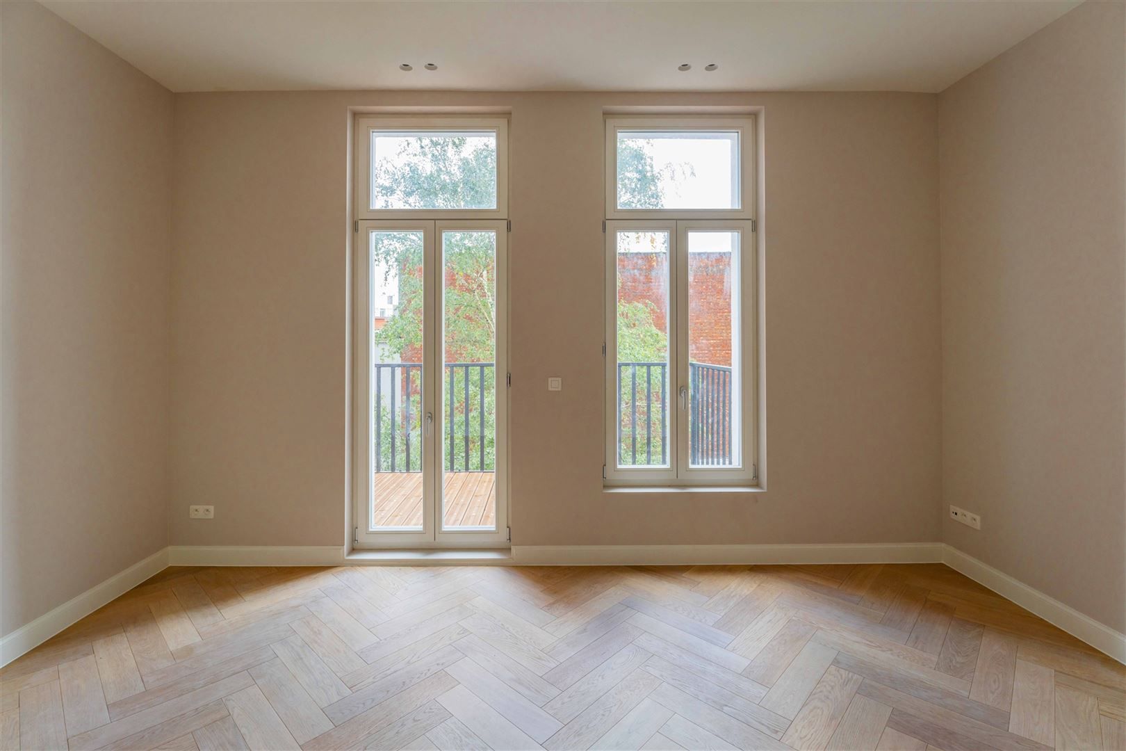 Grandeur in topnotch renovatieproject foto 12