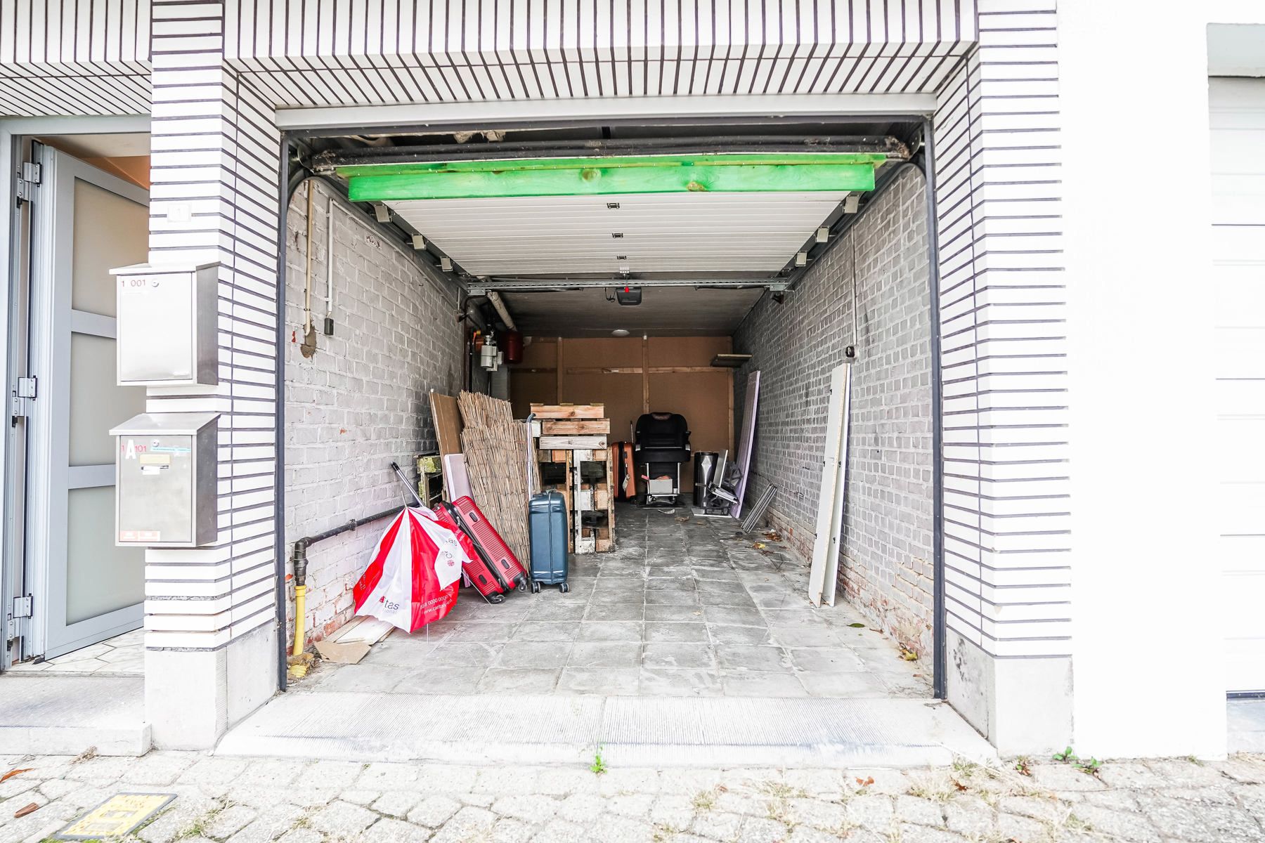 Centraal gelegen opbrengsteigendom met 2 appartementen in het hart van Londerzeel foto 30