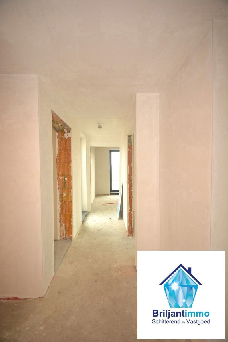 Uniek penthouse 115,21m² met ruim terras 28m² - 6% BTW mog foto 11