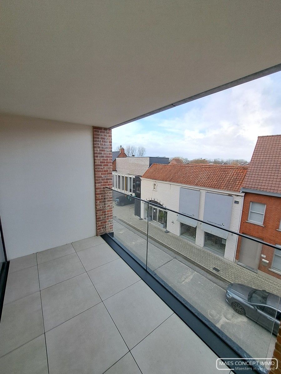 Eén-slaapkamer appartement te huur in centrum Desselgem foto 6