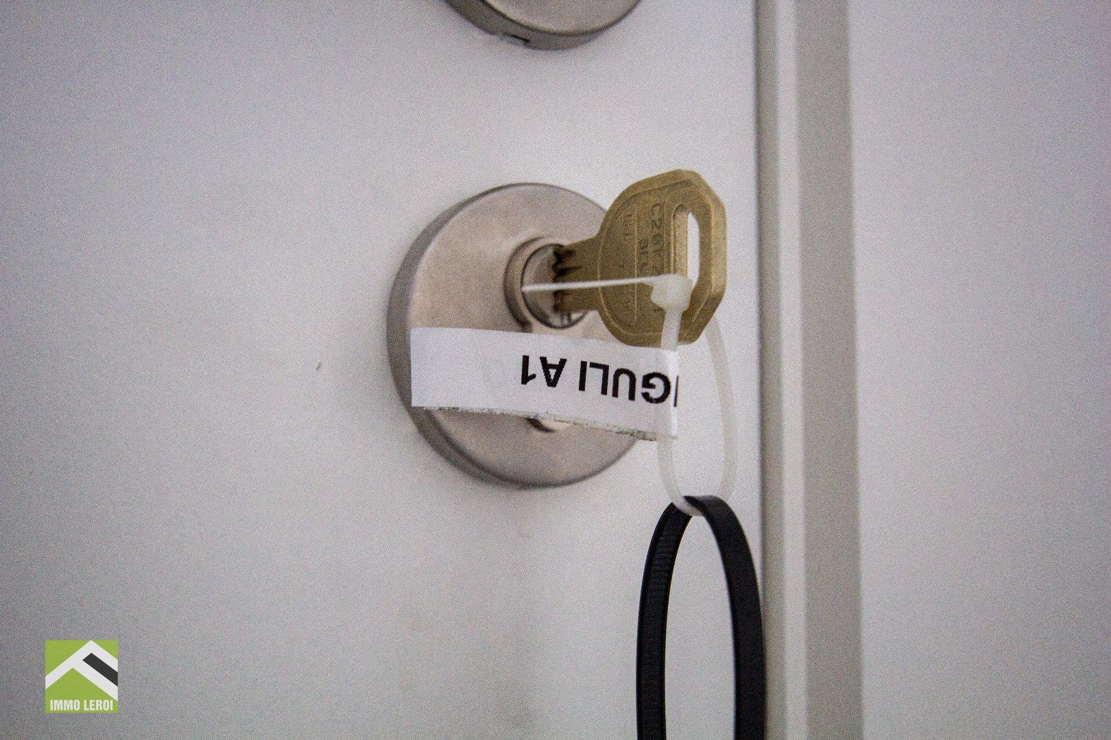 INSTAPKLAAR APPARTEMENT MET 3 SLAAPKAMERS EN GROOT TERRAS - 6% BTW mogelijk! foto 18