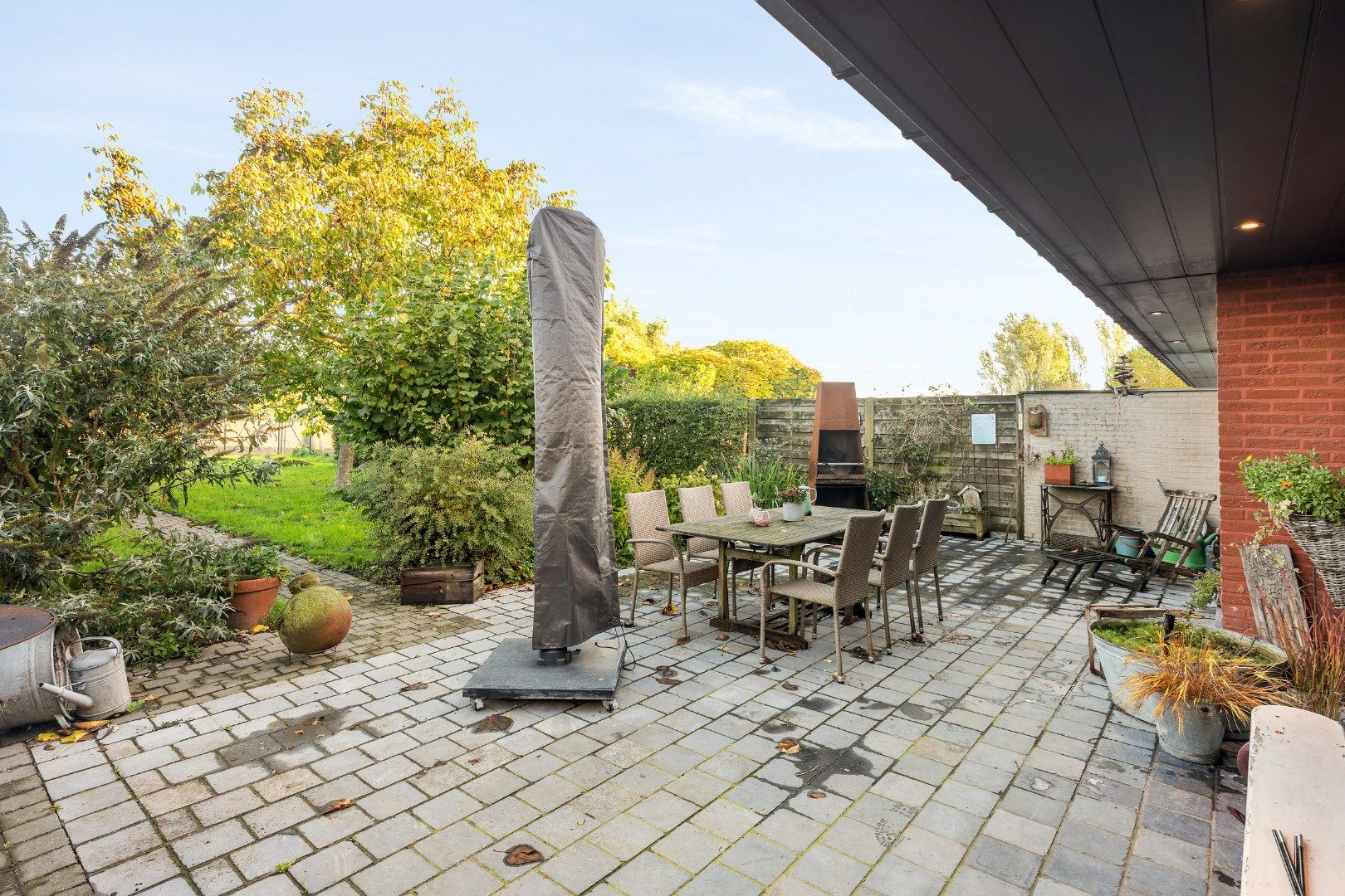 Instapklare woning met 3 slaapkamers, carport en verzorgde tuin in Beveren (Roeselare) foto 9