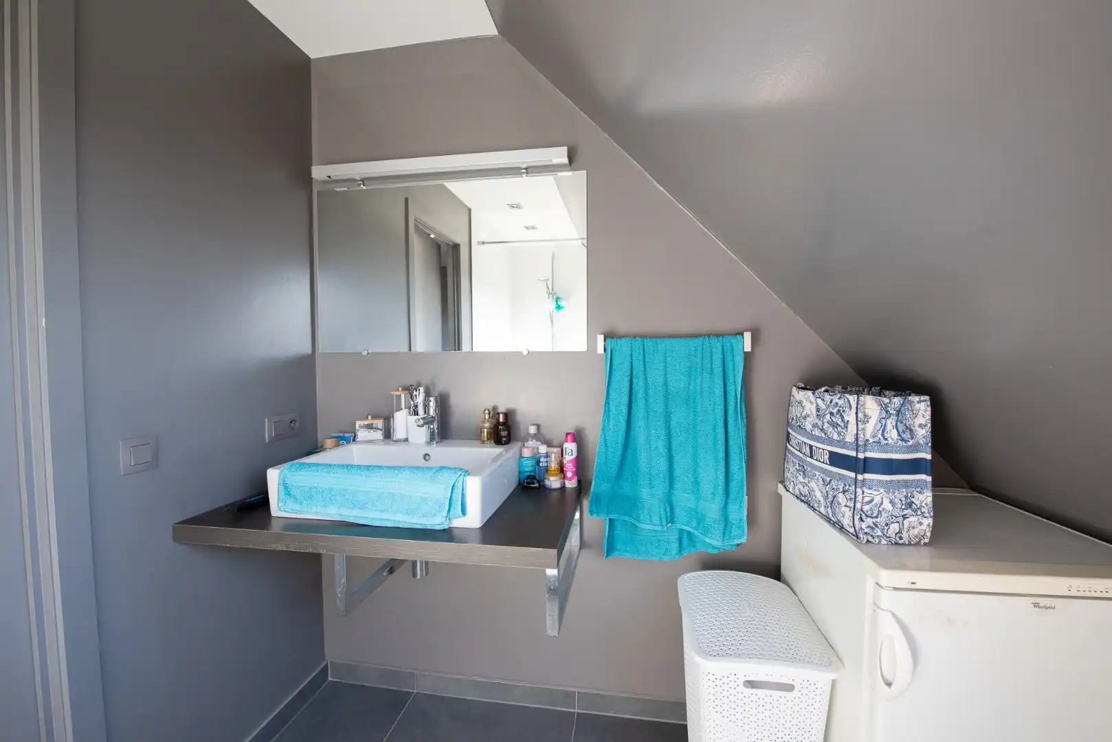 Gezellig 1-slaapkamerappartement te huur in Desselgem foto 9