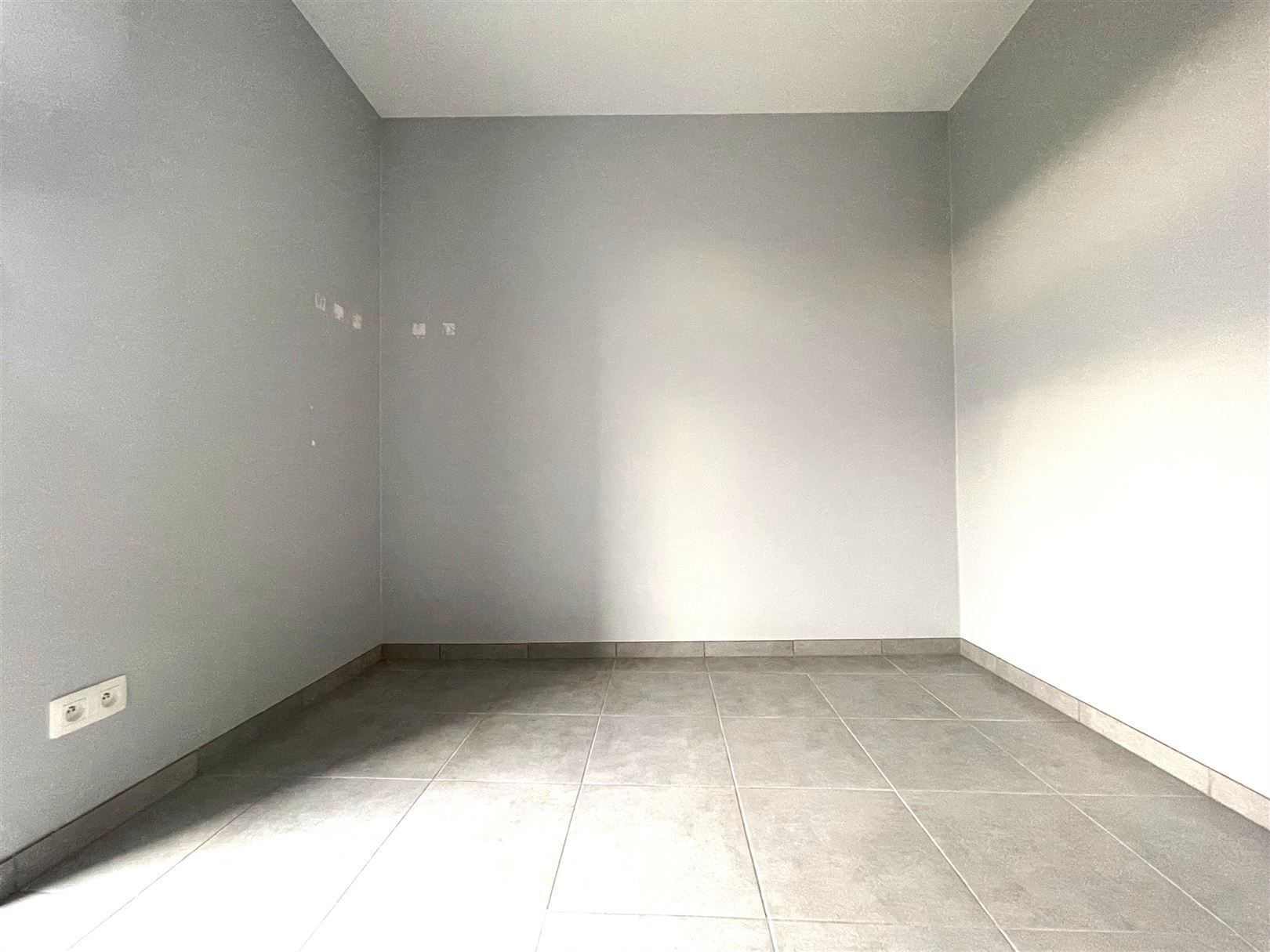 Nieuwbouw appartement met 2slpk's en zeer groot zonneterras te Sint-Gillis bij Dendermonde  foto 6