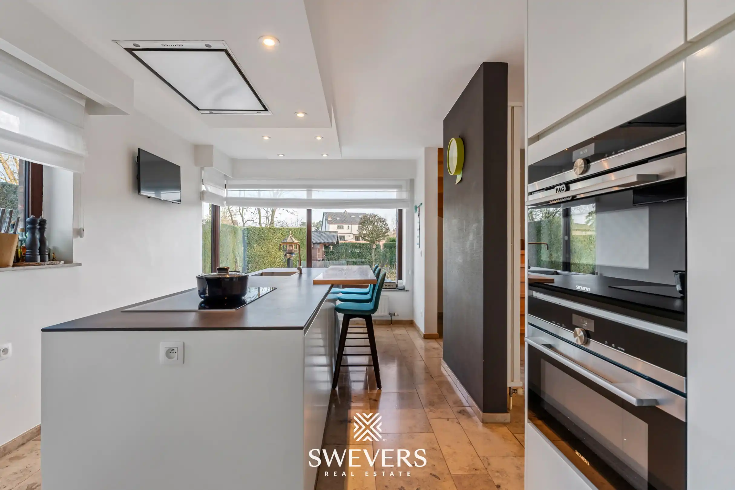 Uiterst verzorgde en lichtrijke woning op een rustige locatie in Heusden-Zolder foto 9