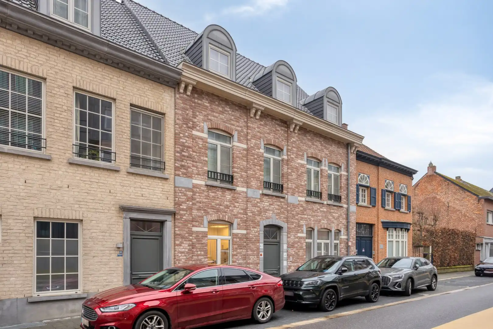 Instapklare kantoor-/handelsruimte in het centrum tov het ziekenhuis. foto 17