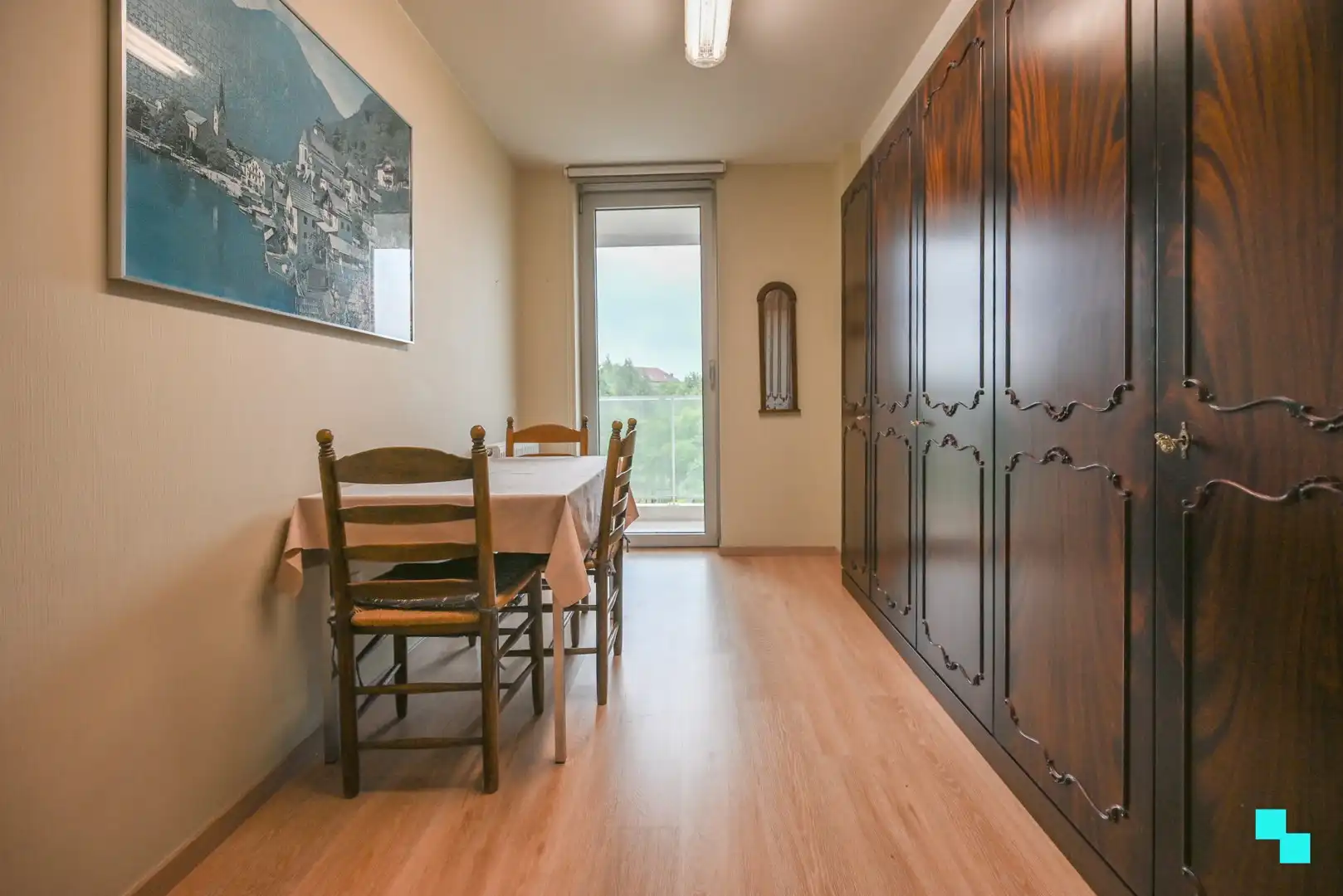 Riant 3-slaapkamerappartement met zicht op de vaart te Izegem foto 25