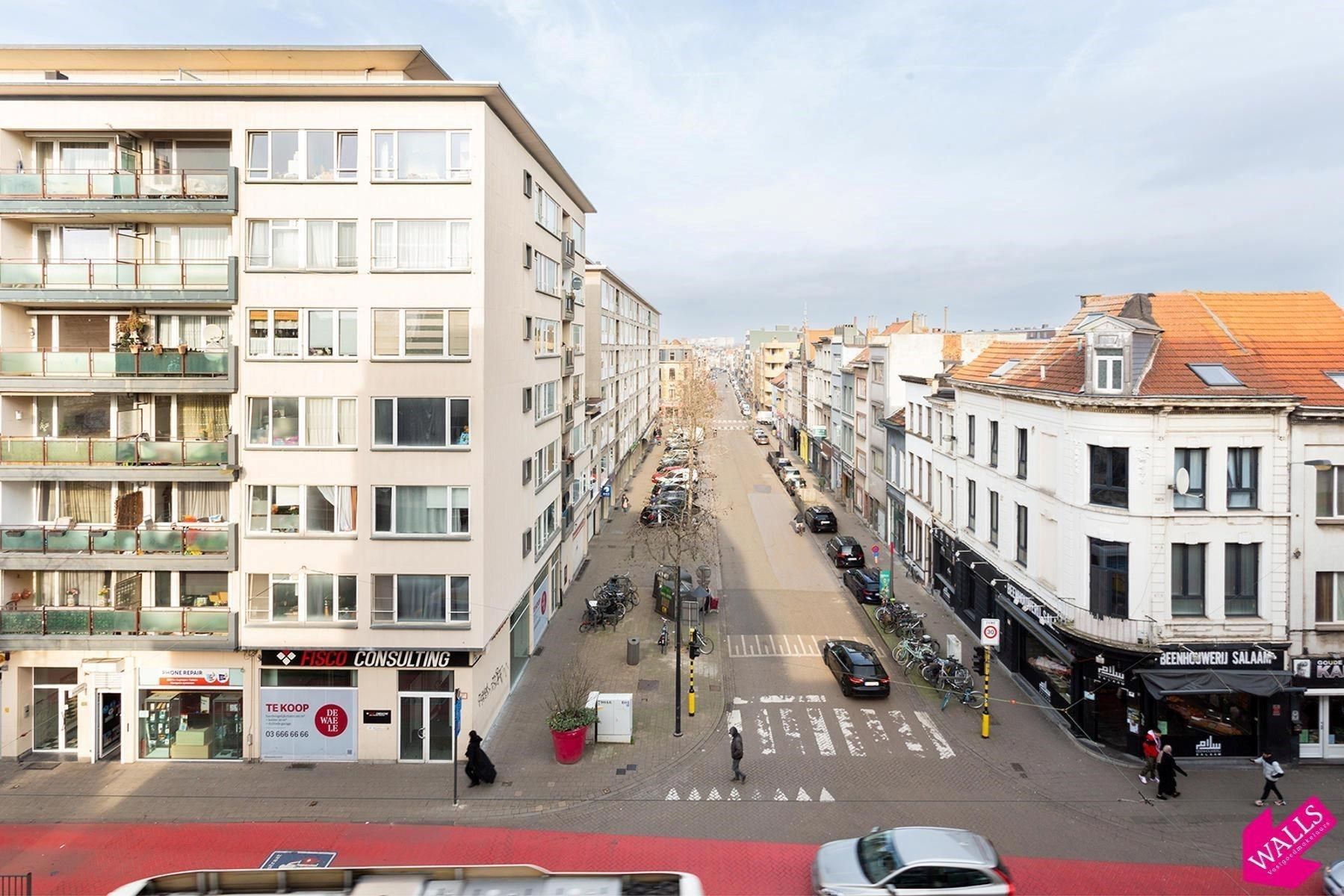 Ruim appartement met 2 slaapkamers en terras foto 17