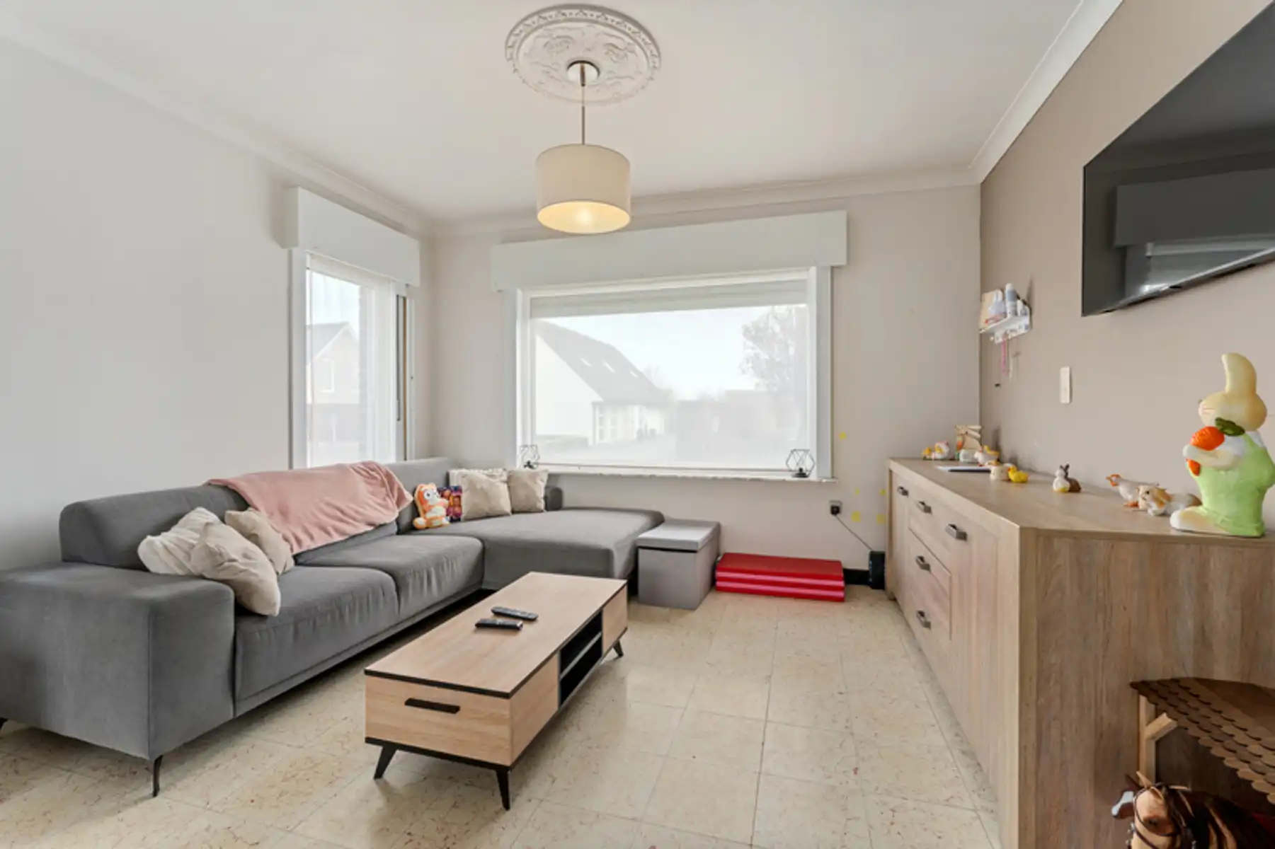 Rustig gelegen alleenstaande woning met tuin en garage. foto 9