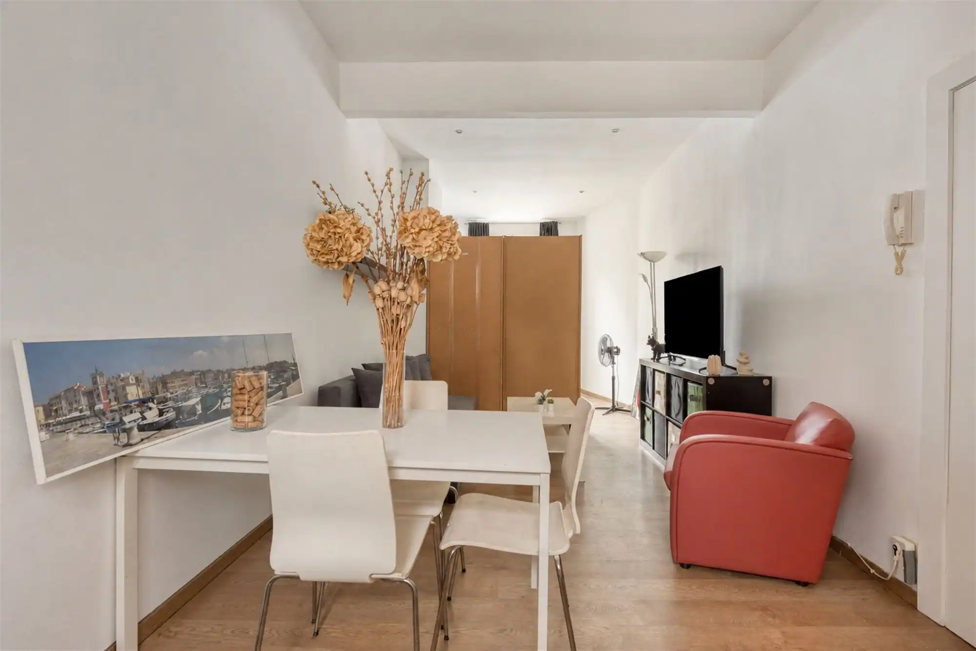 ANTWERPEN-ZUID – Opbrengsteigendom met 4 vergunde units foto 2