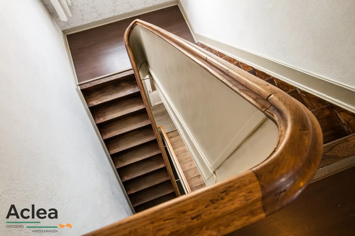 Karaktervolle burgerwoning in eclectische stijl in centrum Eeklo foto 27