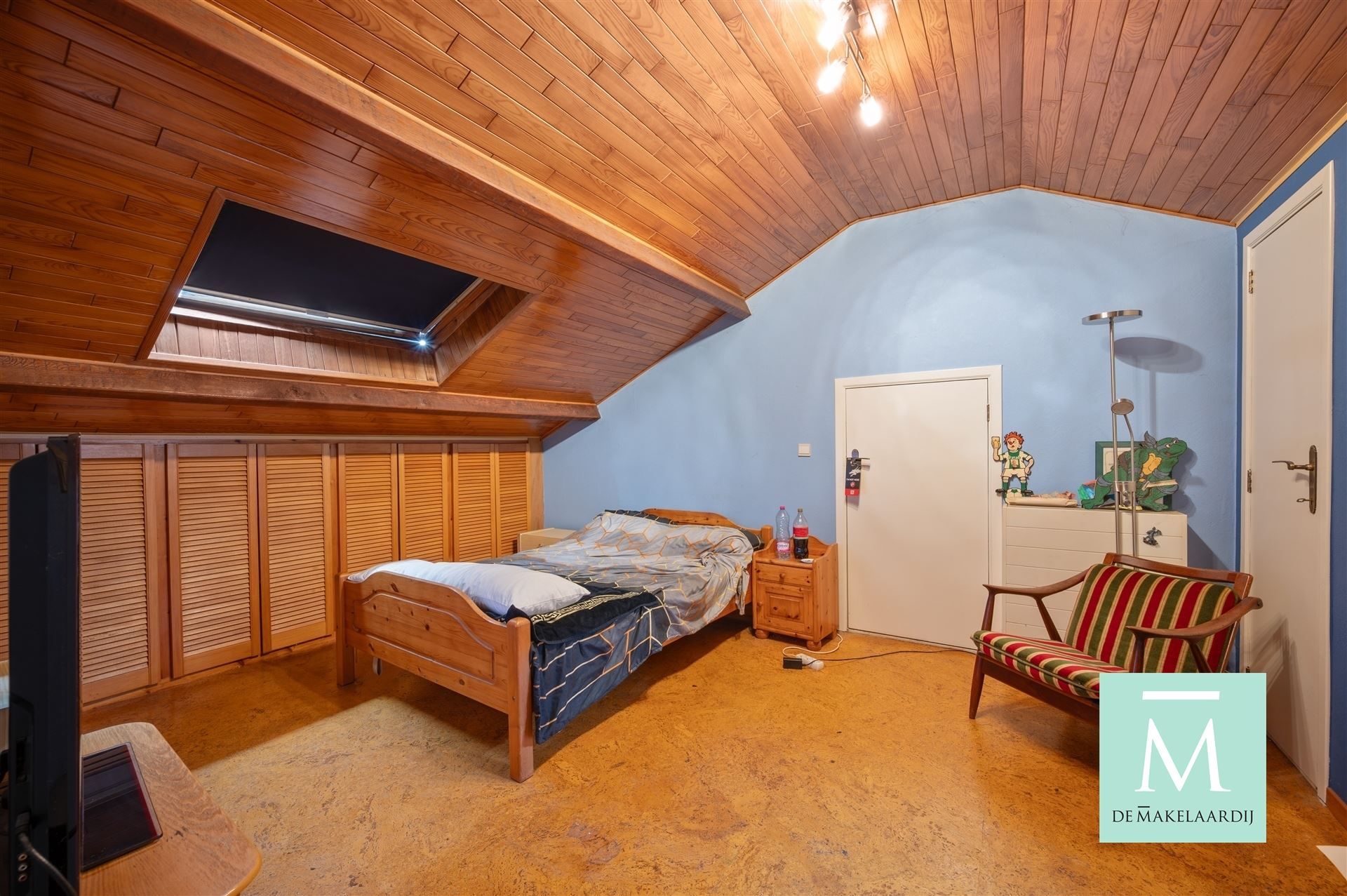 Uitstekend gelegen woning met 3 slaapkamers en garage foto 16