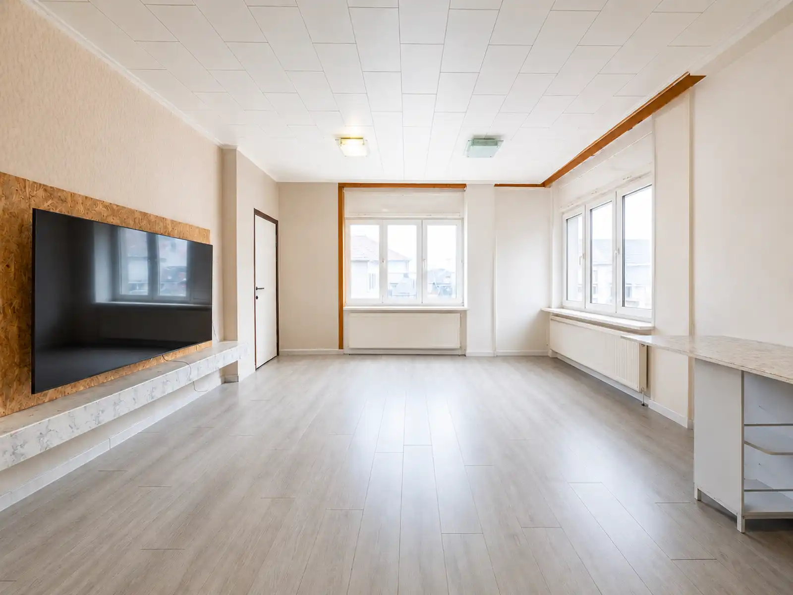 Appartementsgebouw met 2 unit en garage  foto 2