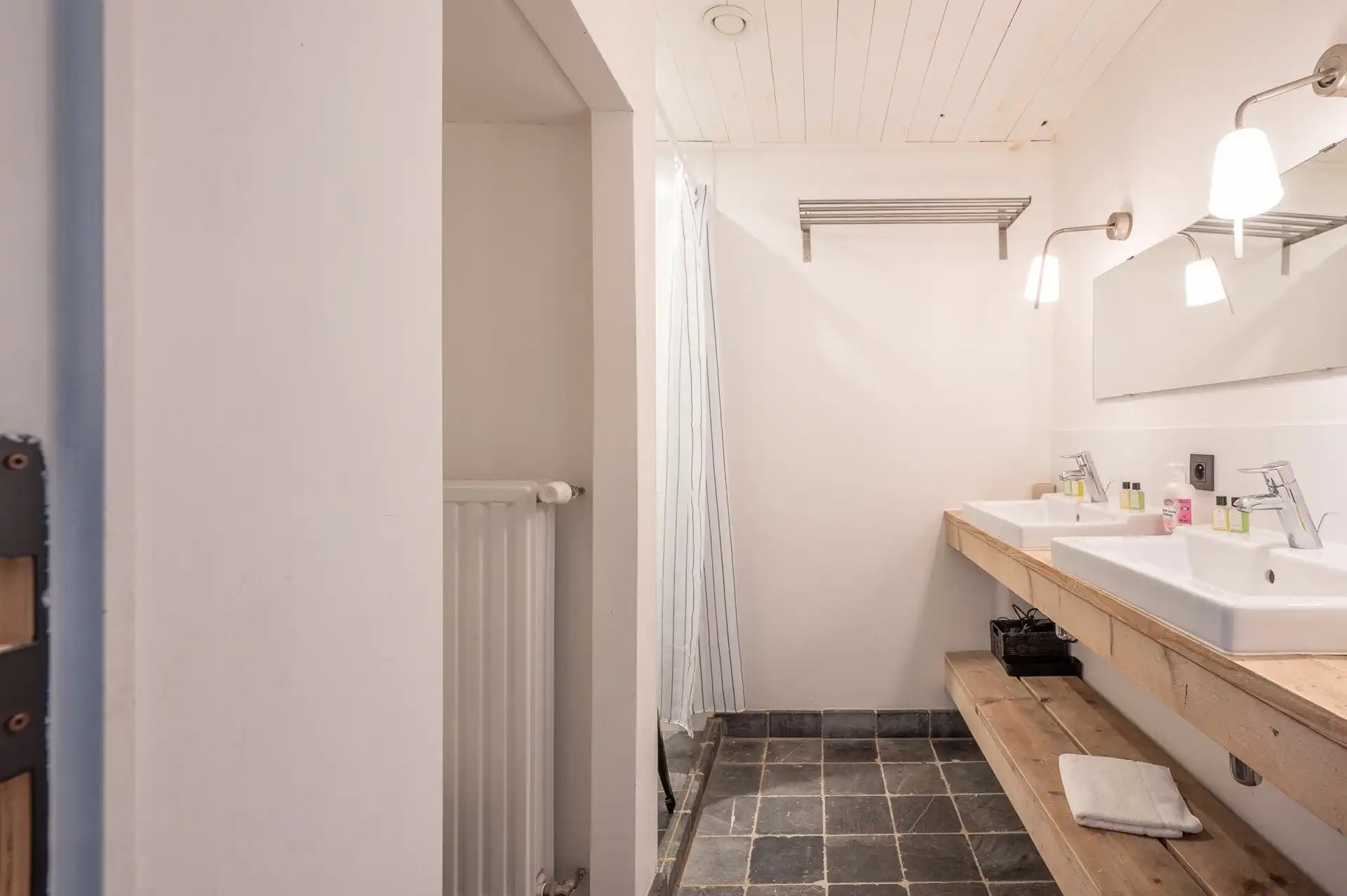 Gemeubeld: recente gezellige woning met 3 slaapkamers in het oude Knokke! foto 13