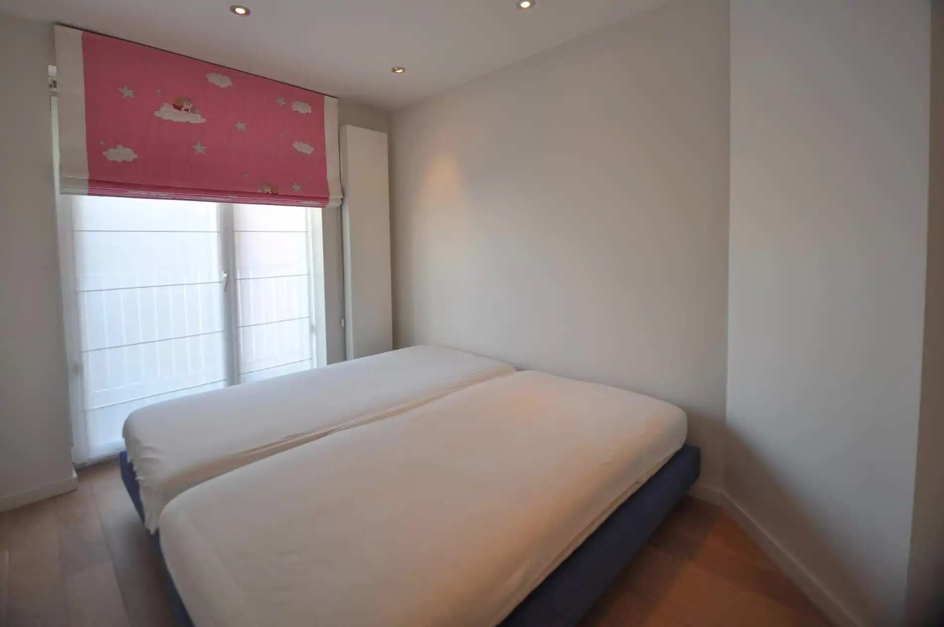 Topaanbieding – Uitzonderlijk ruim appartement gelegen in een stijlvolle residentie. foto 30