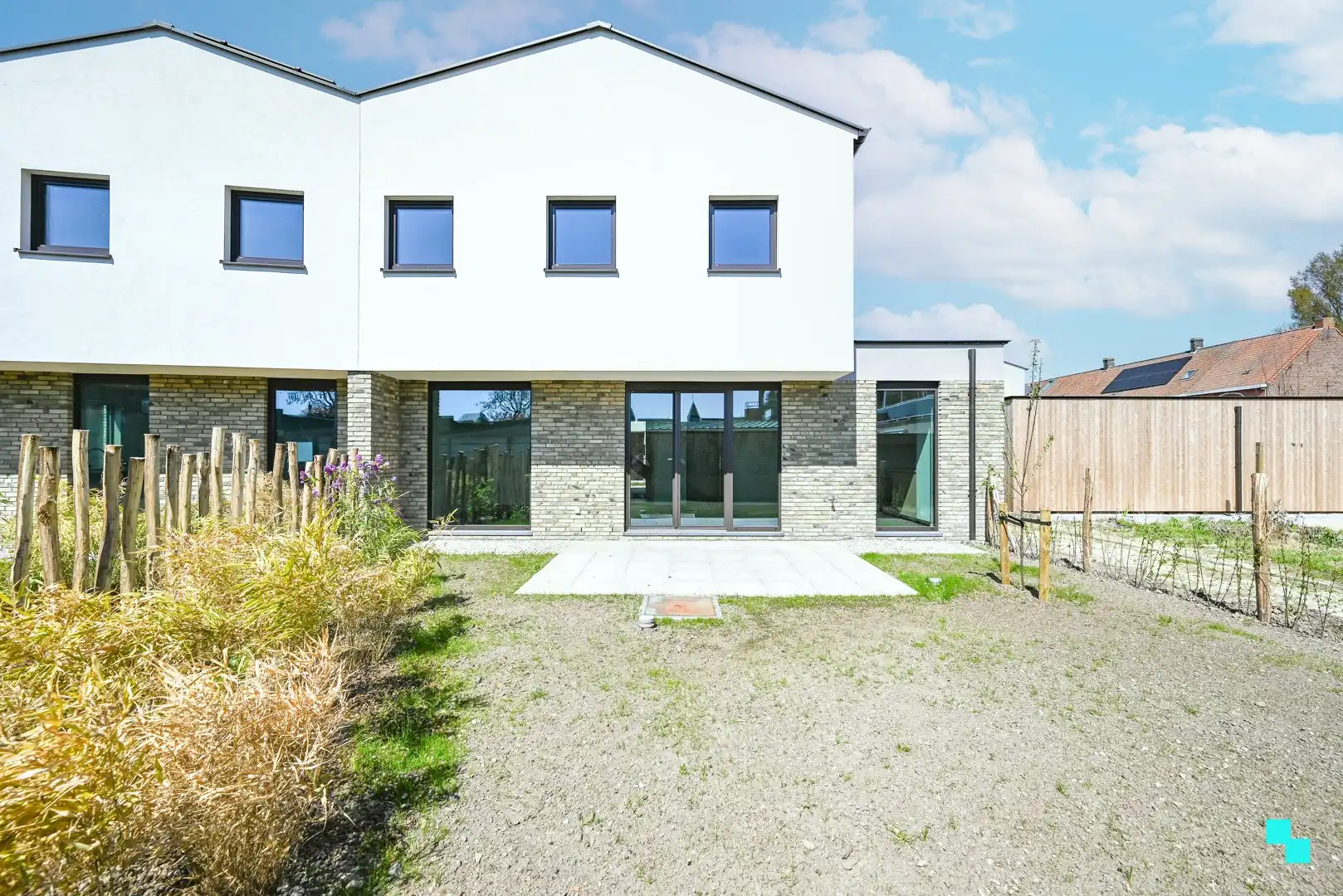 Halfopen nieuwbouwwoning in houtmassiefbouw foto 25