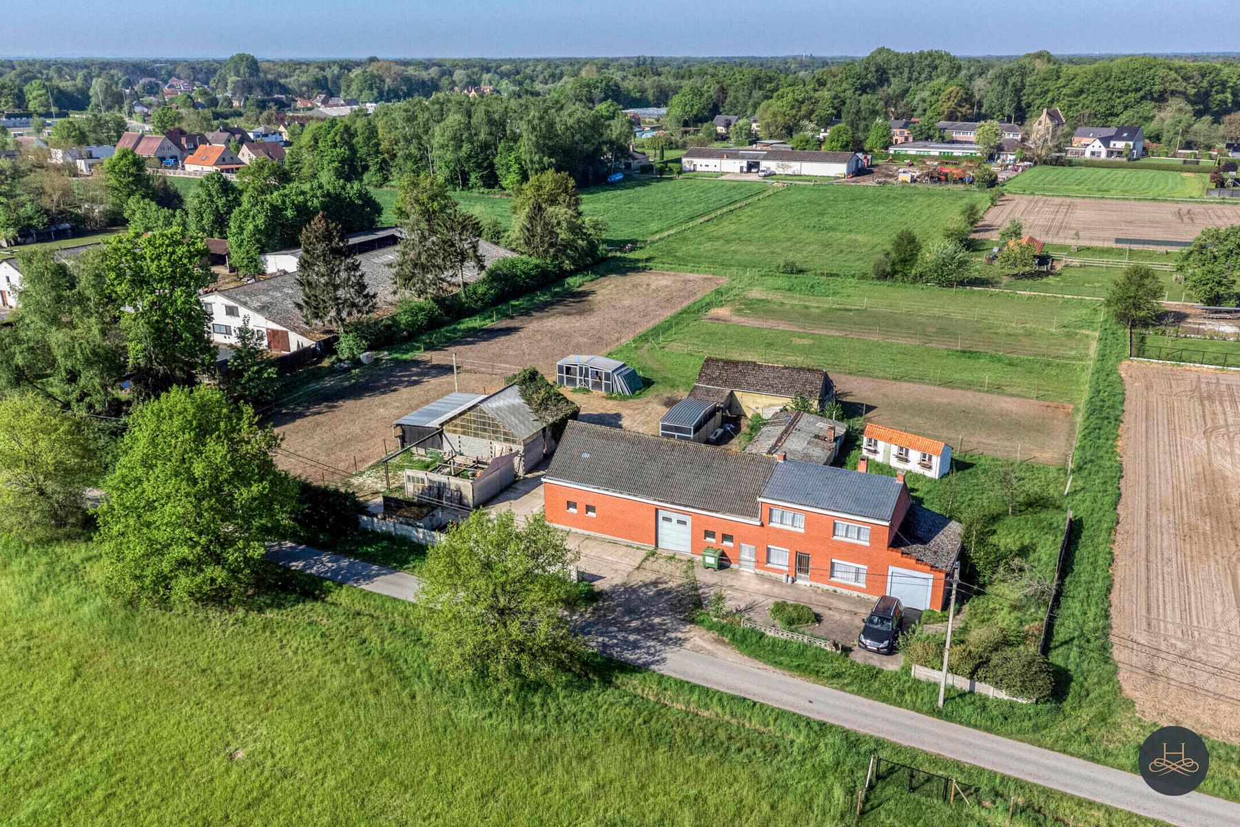 Hoofdfoto van de publicatie:  Prachtig gelegen hoeve met vele mogelijkheden