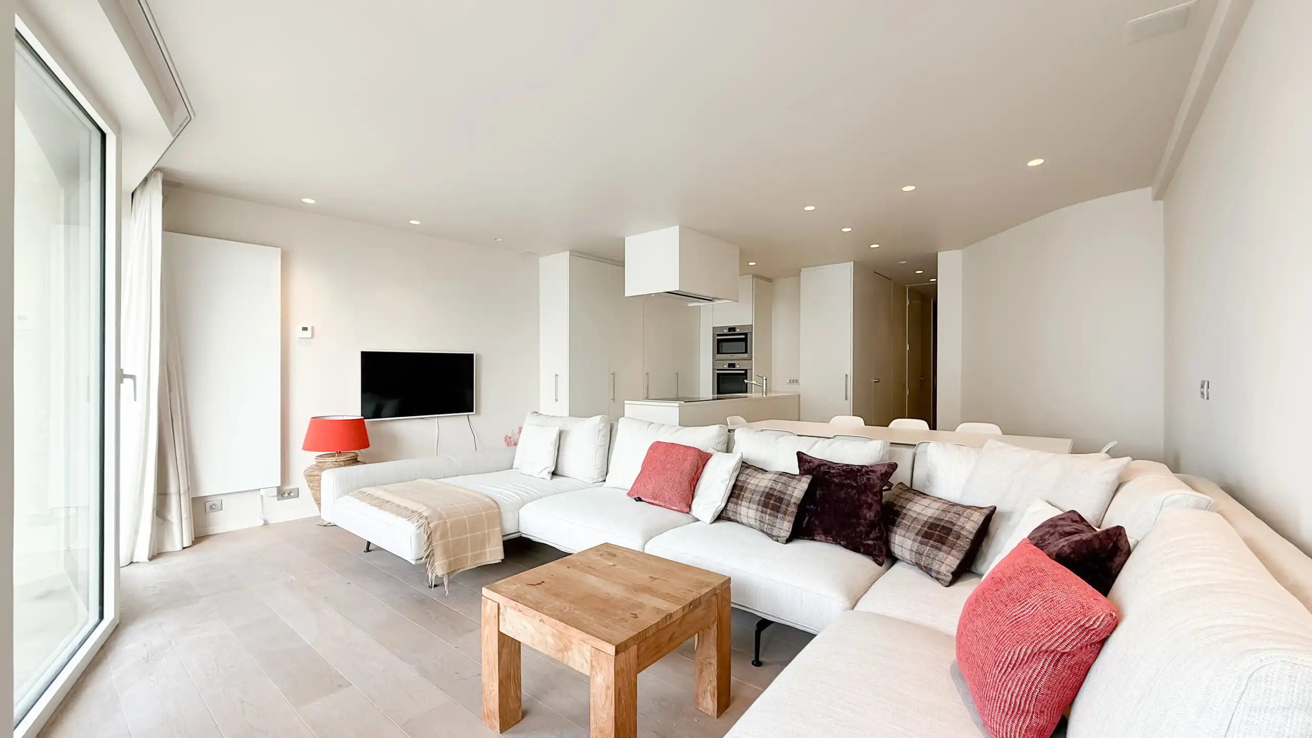 Zonnig en gemeubeld appartement met zeezicht - Albertplein foto 9