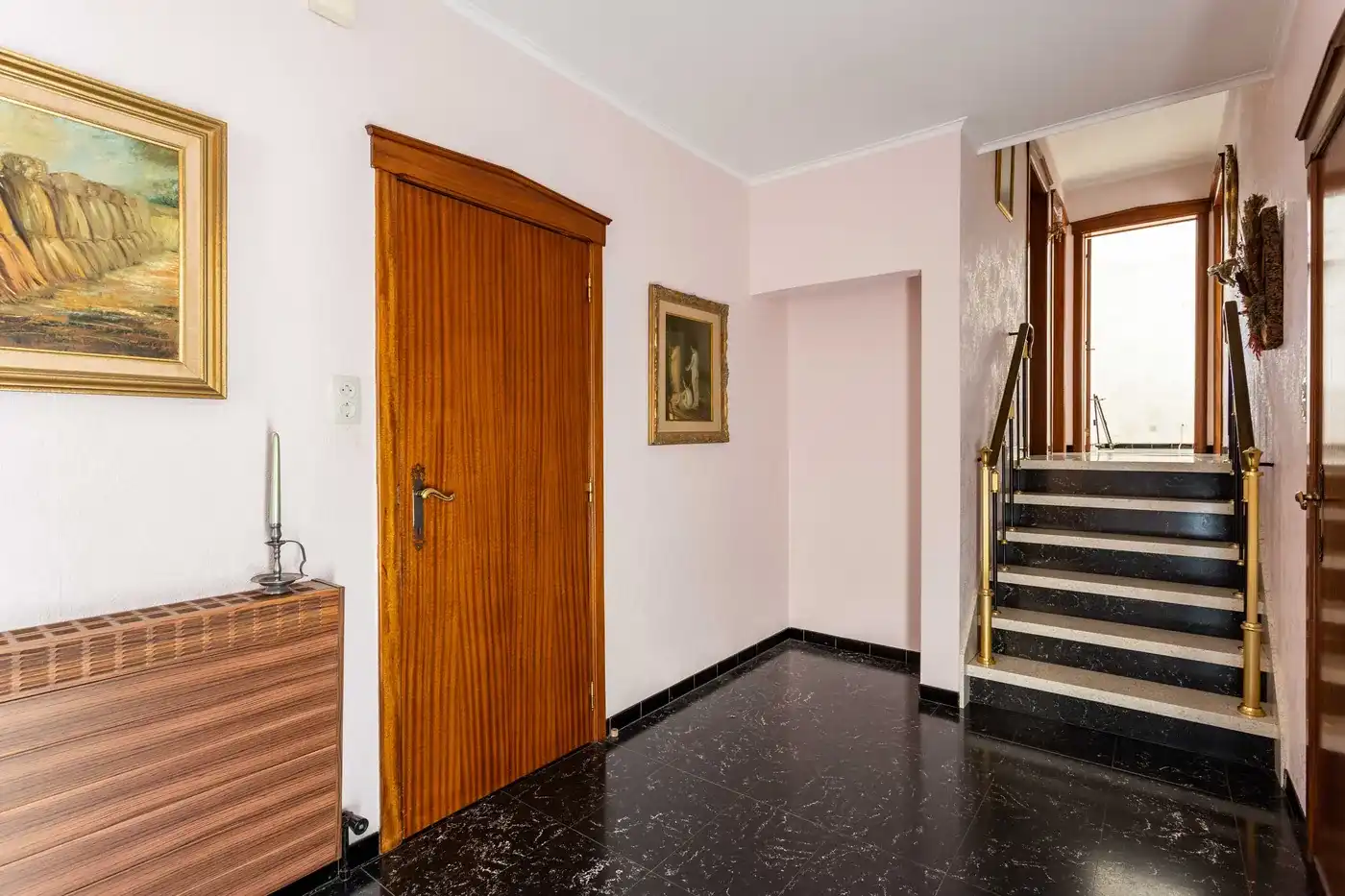 Ruime alleenstaande woning te Kerkhove. foto 6