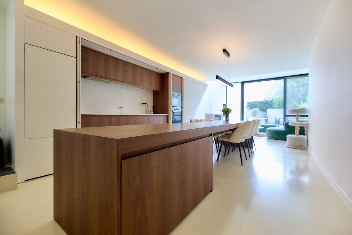 Exclusieve A-label Architectenwoning met polyvalente ruimte foto 3