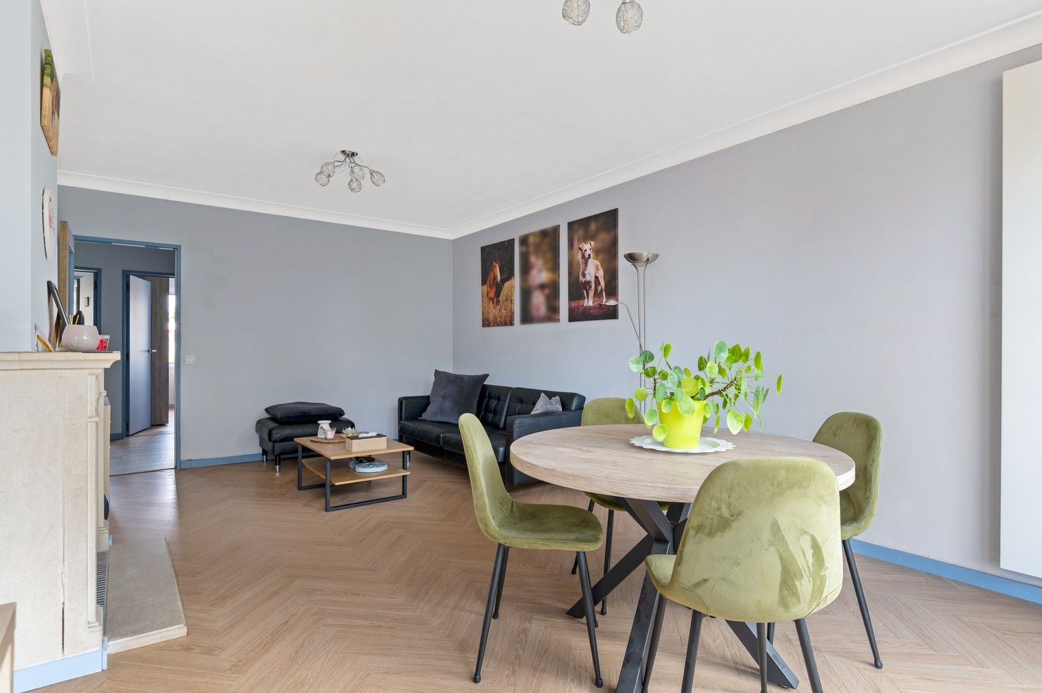 2 slaapkamer appartement met een terras in kleinschalig gebouw in Deurne! foto 4