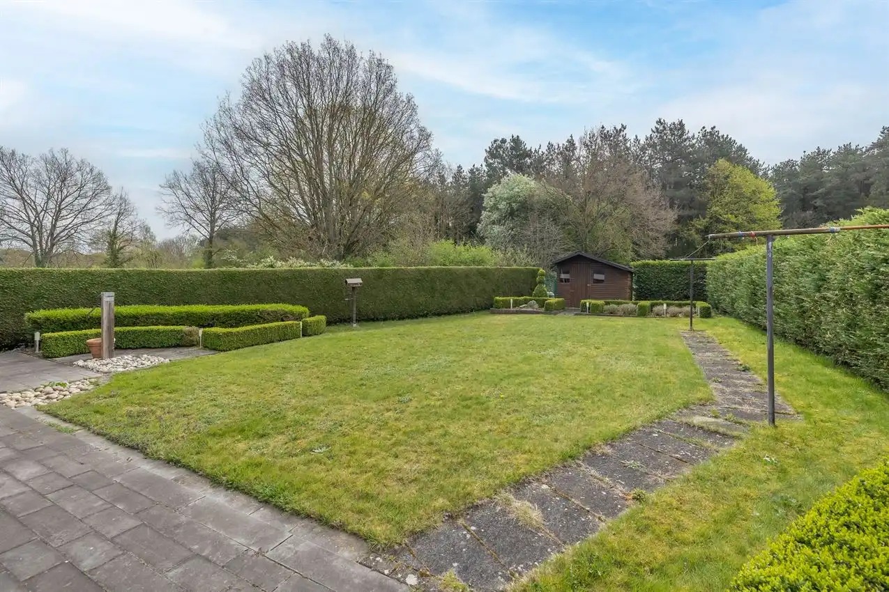 Charmante gelijkvloerse woning met 3slk,  tuin en garage foto 35