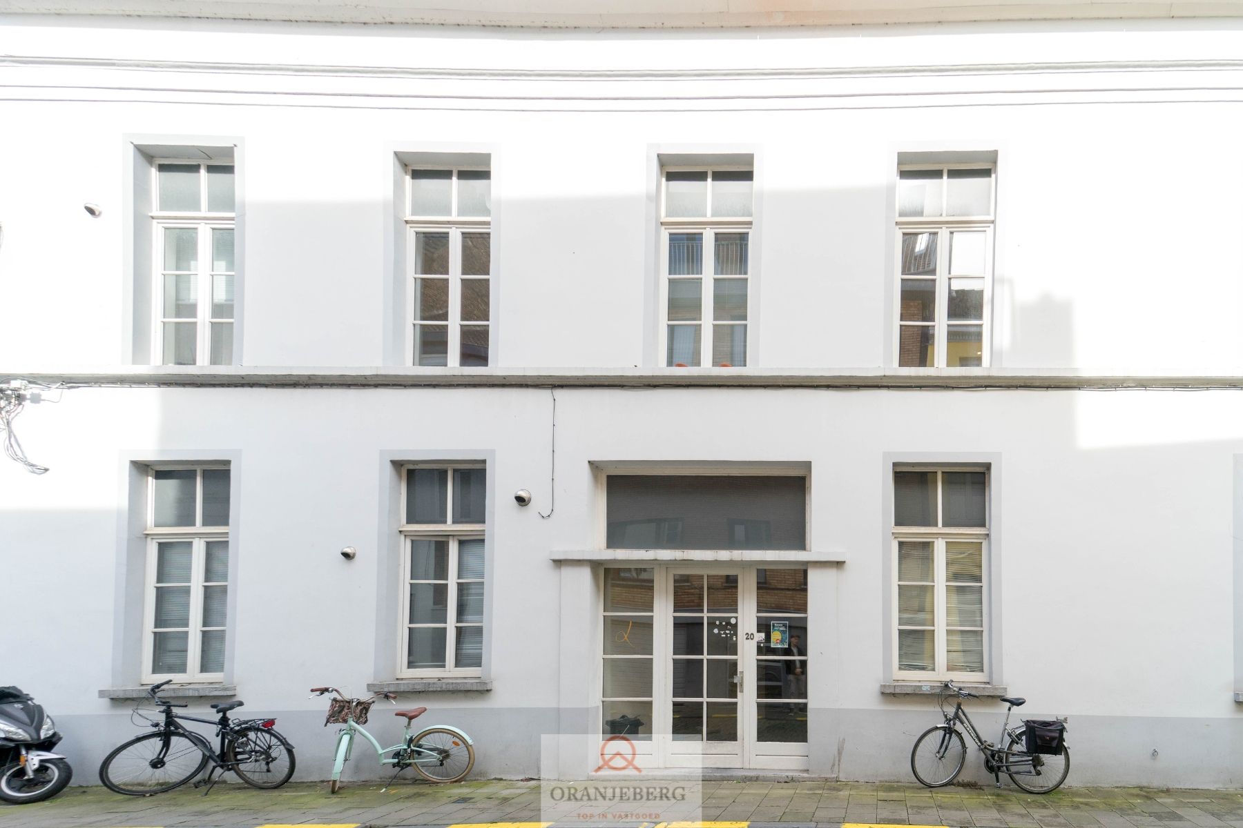 Appartement (236 m²) met stadstuin op topligging in het Prinsenhof! foto {{pictureIndex}}