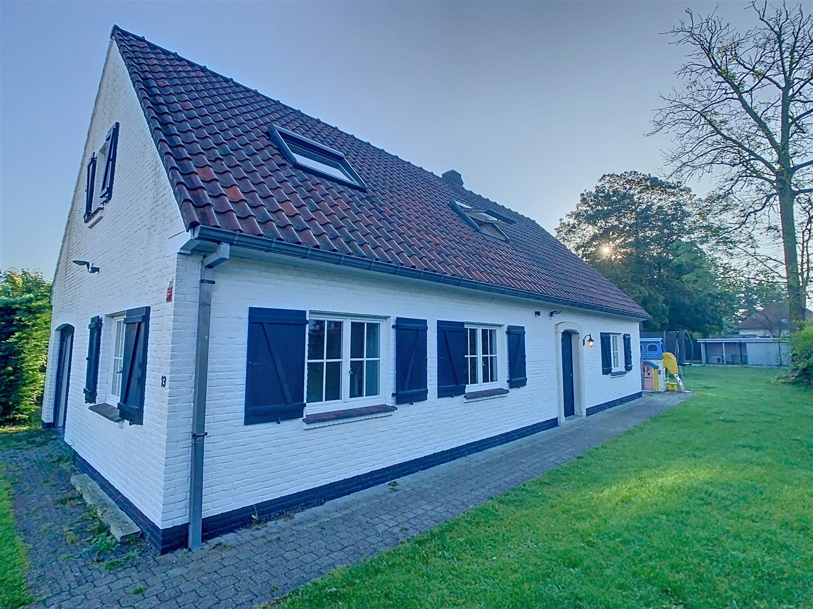 MOOIE VILLA MET RUIME SLAAPKAMERS foto 3