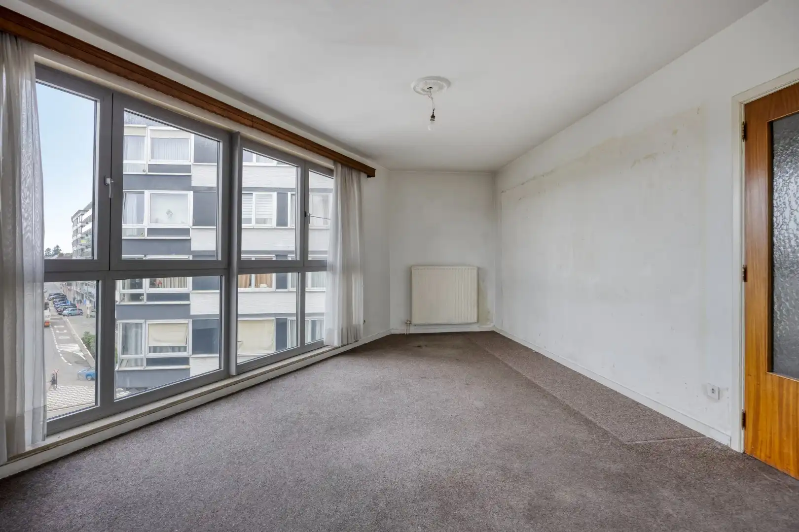 Ruim appartement met 3 slaapkamers en prachtig zicht over de stad foto 6