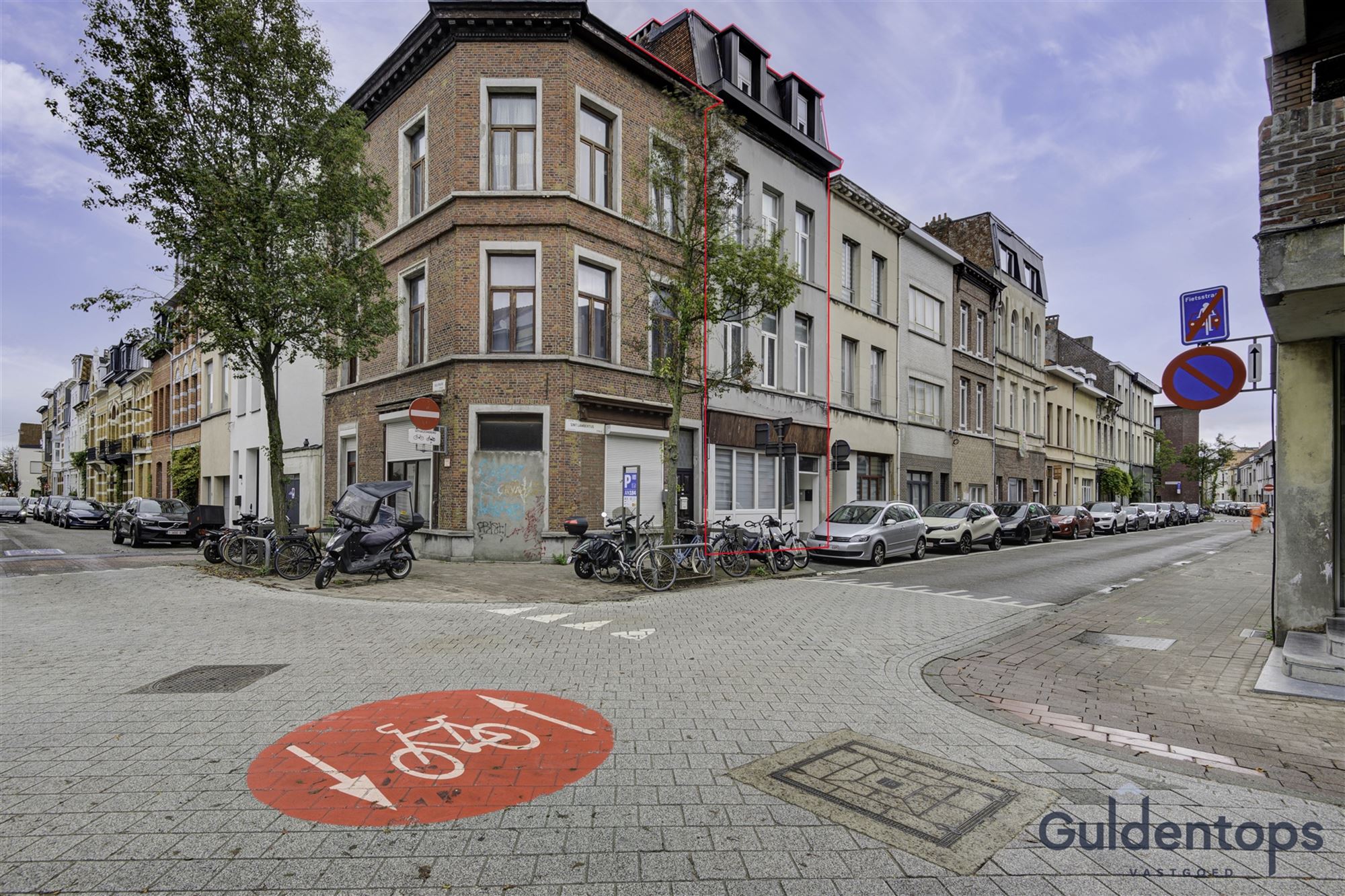 Opbrengsteigendom bestaande uit 3 vergunde appartementen foto 2