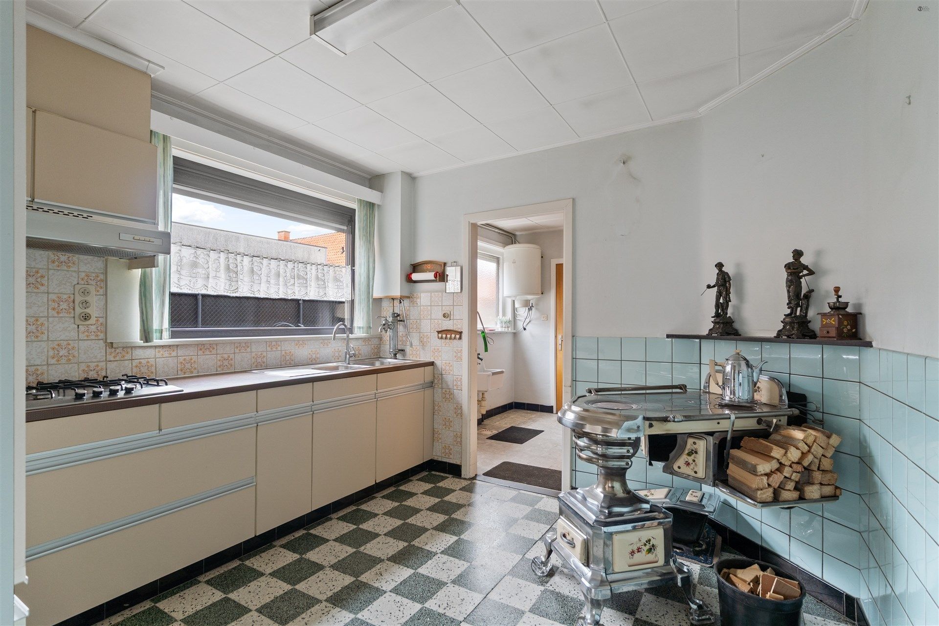 Ruim te renoveren halfopen bebouwing foto 8